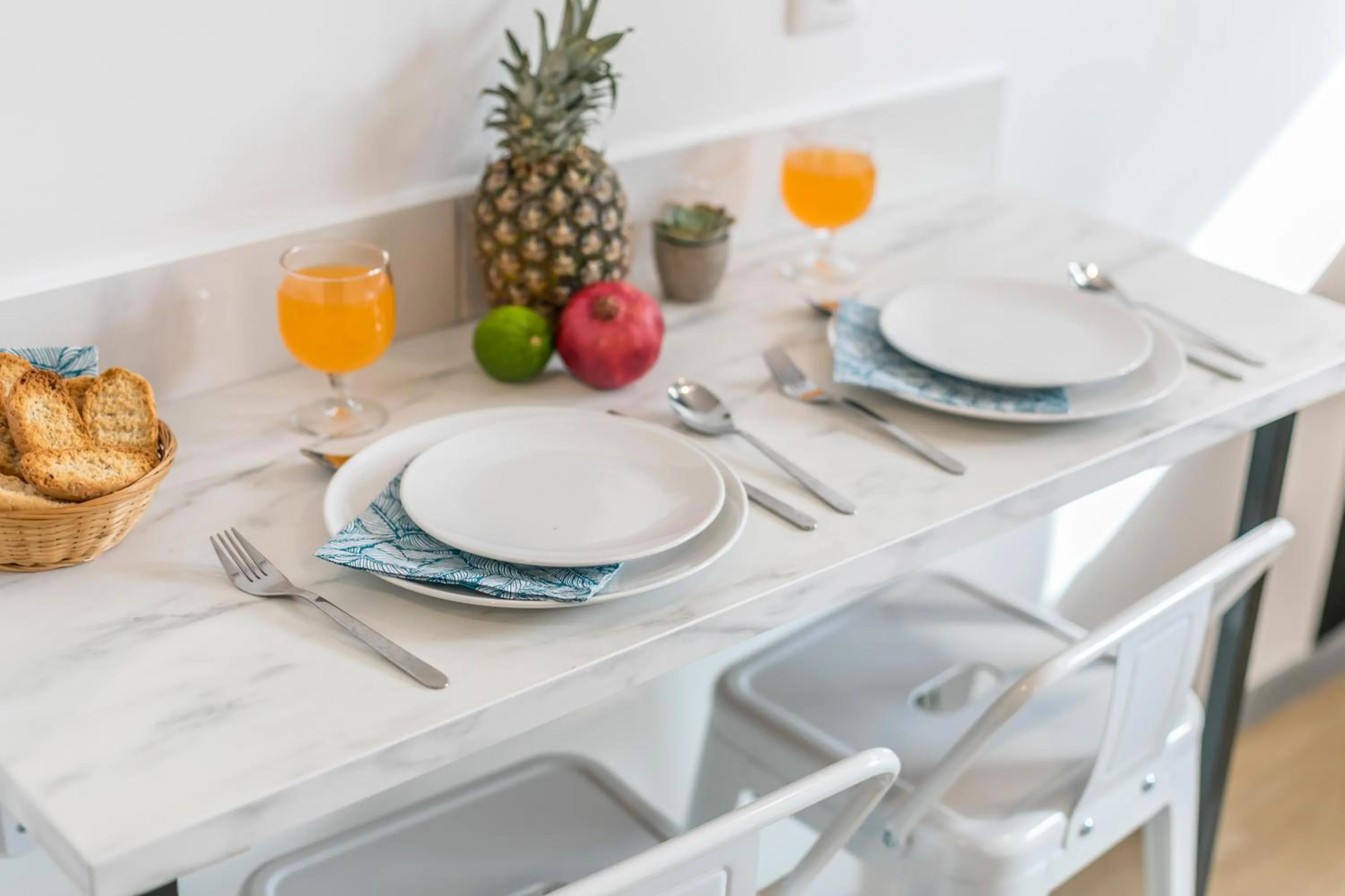 Dining area in WS Tour Eiffel - Saint-Charles
