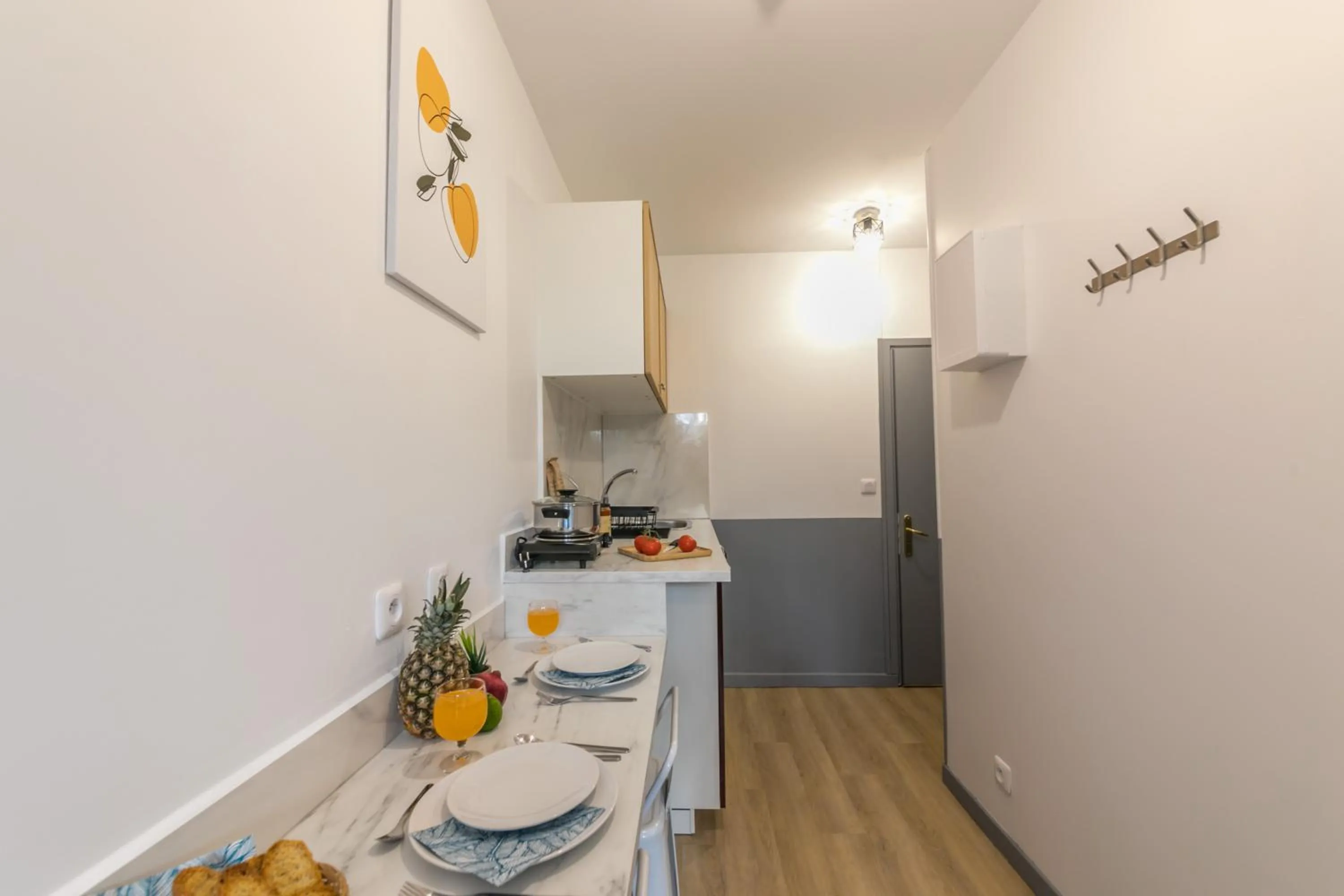 Communal kitchen in WS Tour Eiffel - Saint-Charles