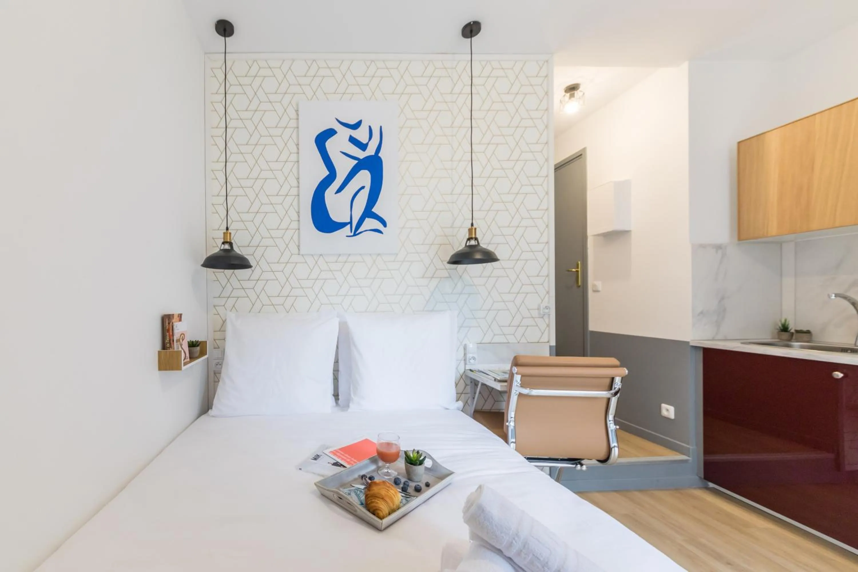 Bedroom, Bed in WS Tour Eiffel - Saint-Charles