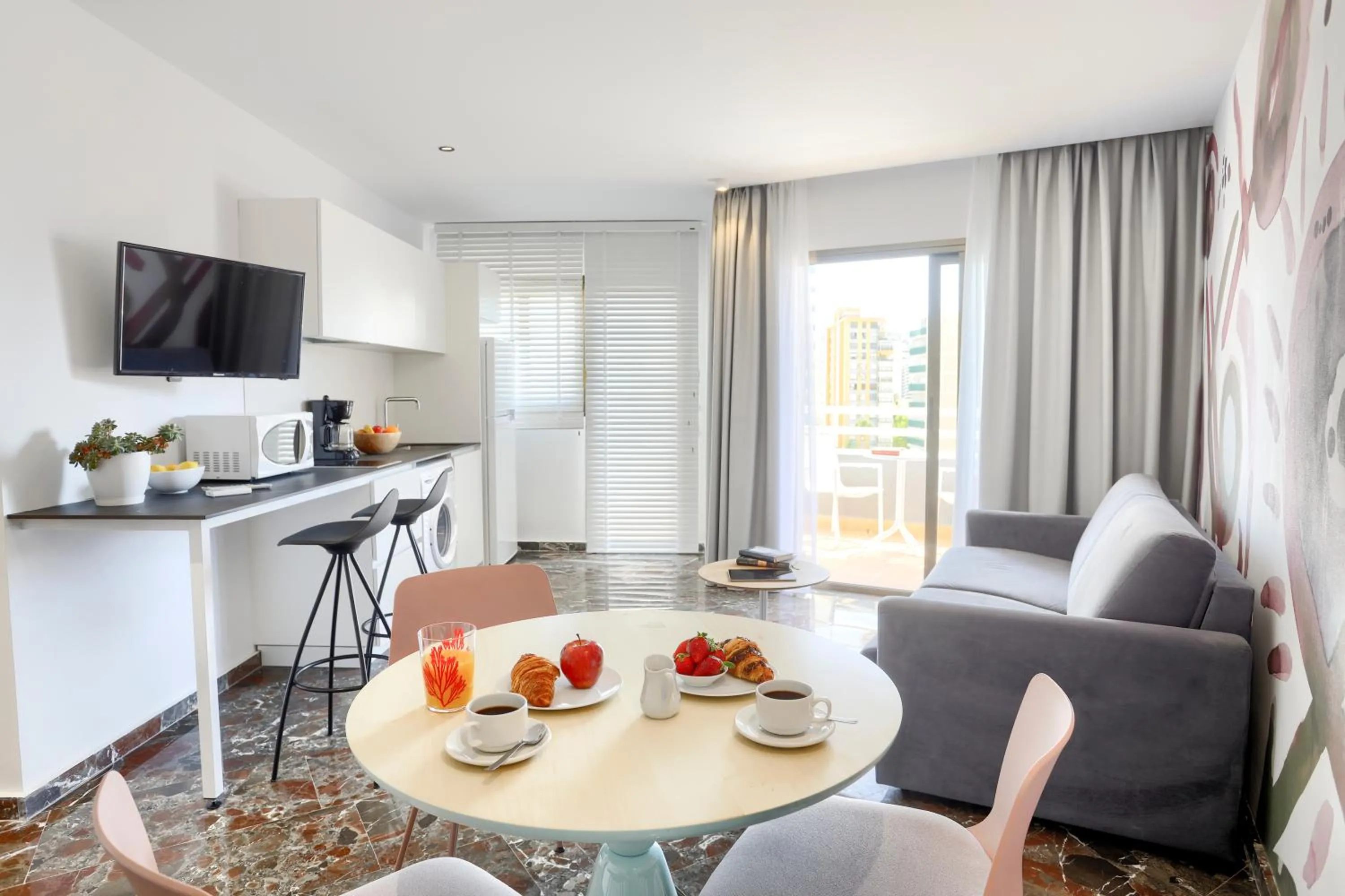 Kitchen or kitchenette in Apartamentos San Jaime Center Suites