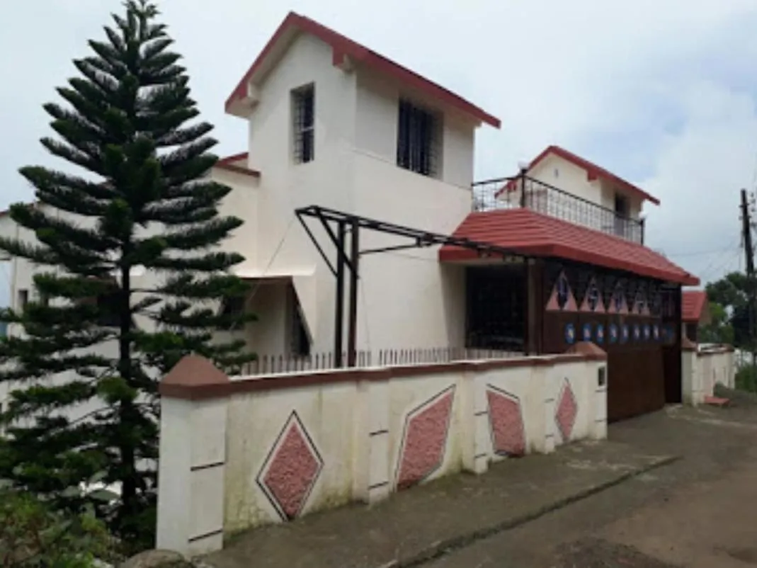 Property building in Vamoose Laxmi Hill Resort
