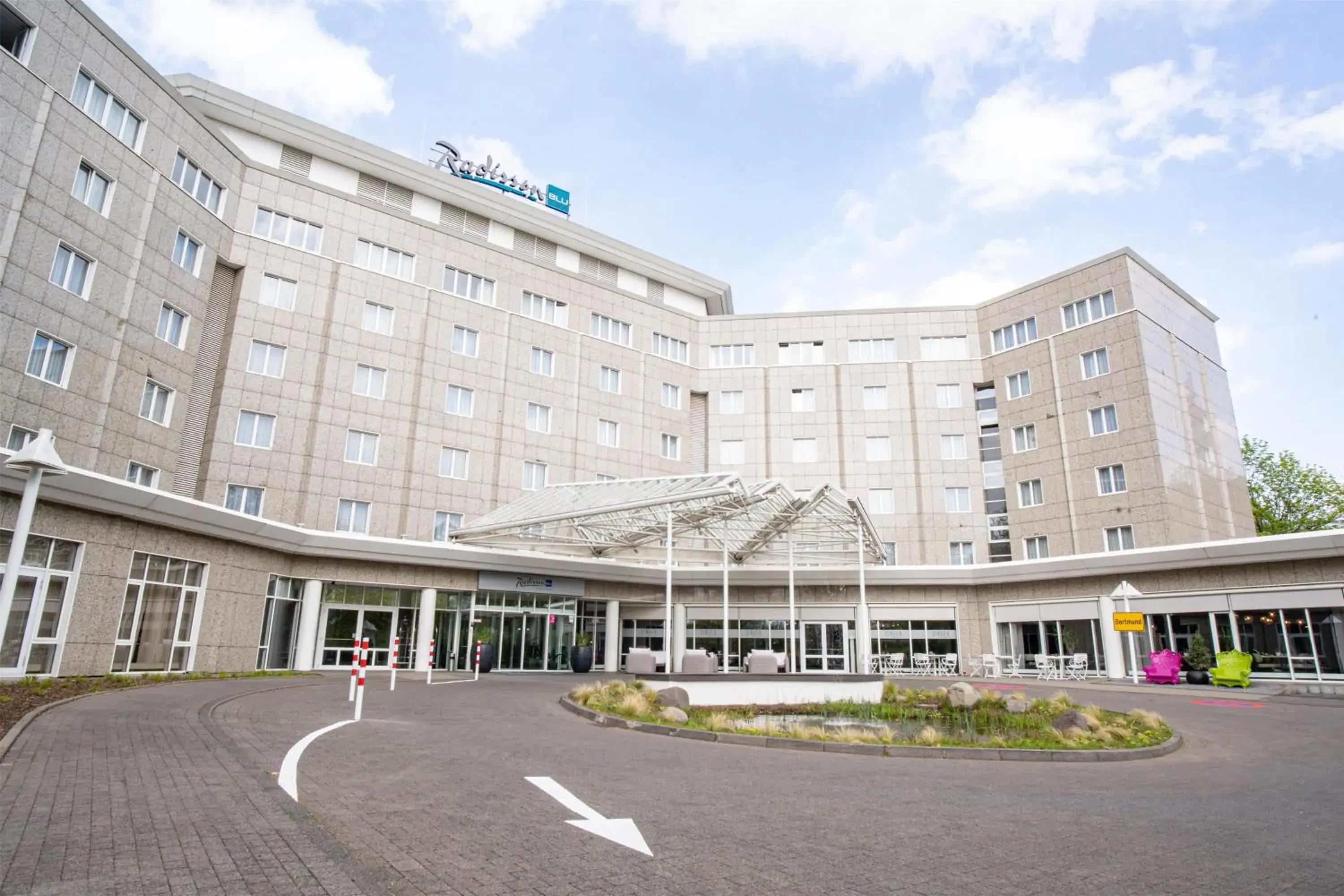 Property building in Radisson Blu Hotel Dortmund Property building in Radisson Blu Hotel Dortmund