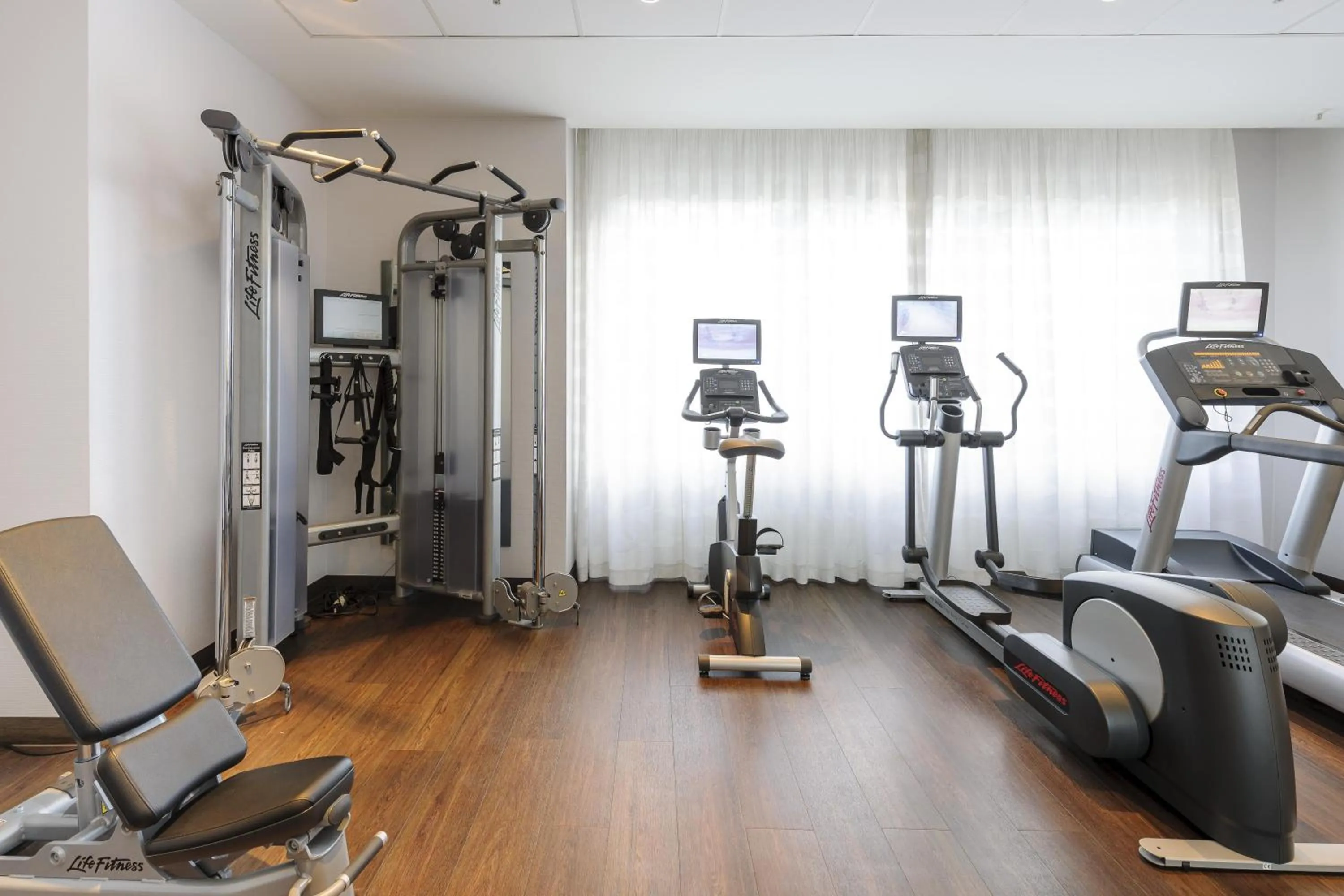 Fitness centre/facilities in Mercure Hotel Bochum City