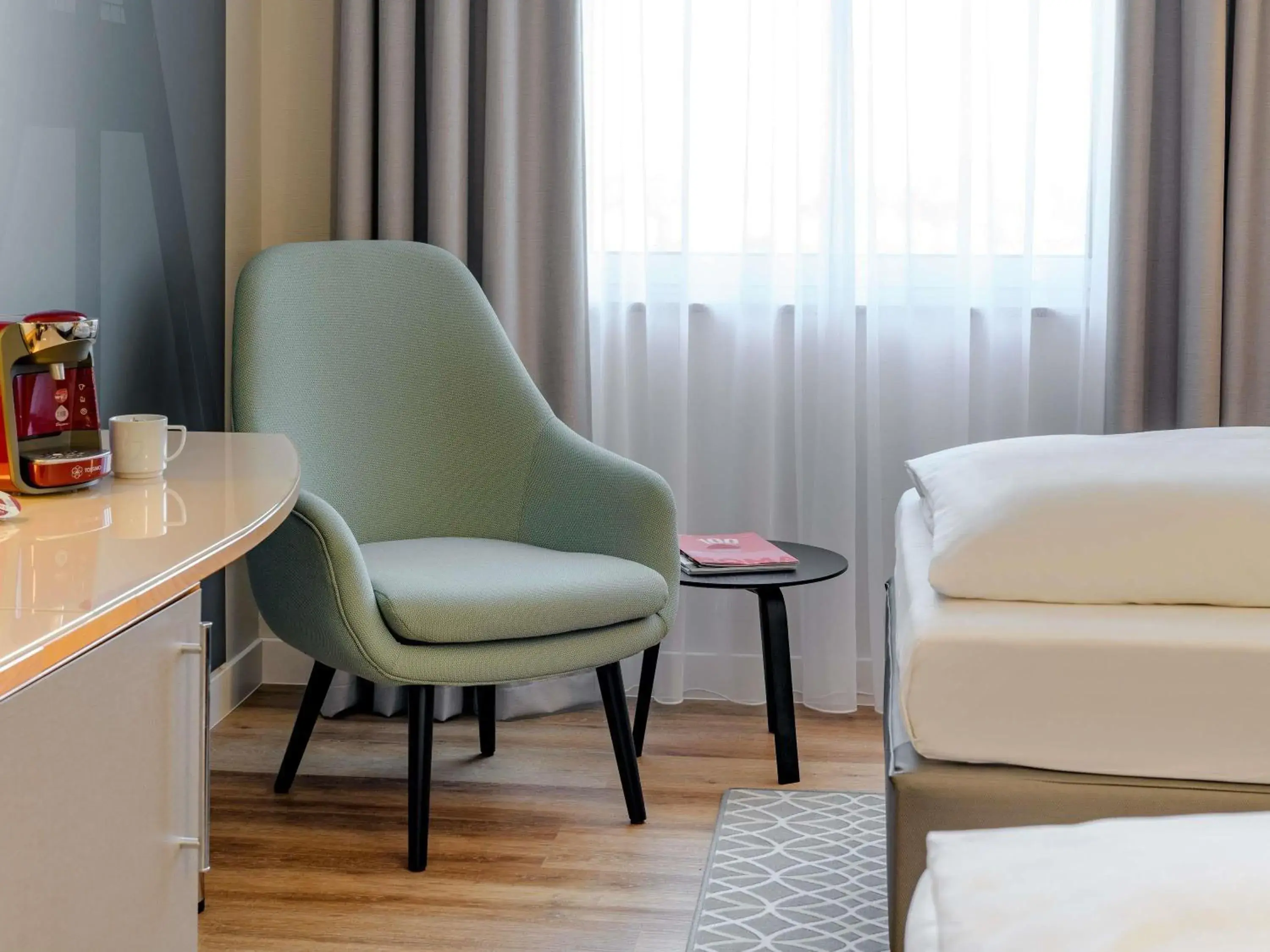 Bedroom in Mercure Hotel Bochum City Bedroom in Mercure Hotel Bochum City