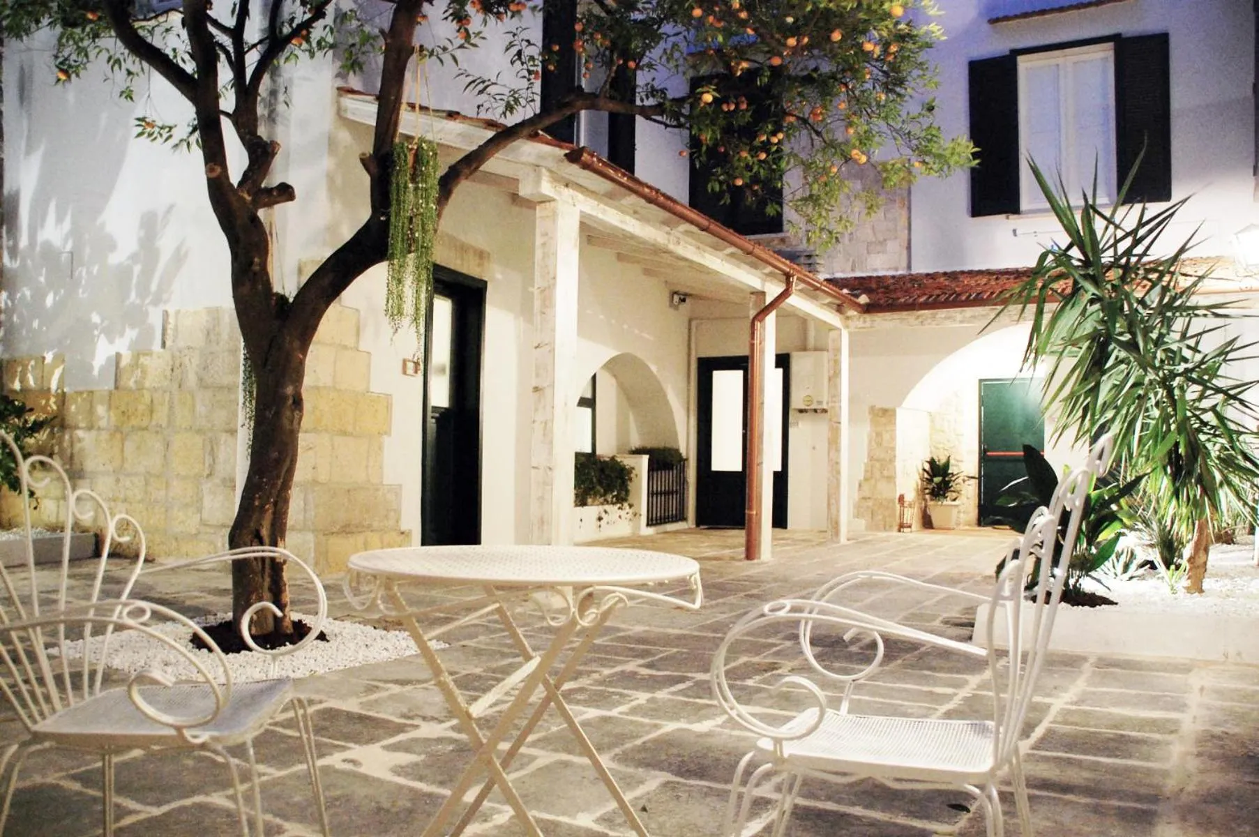 Suite with Garden View in Palazzo Bianchi - Trani