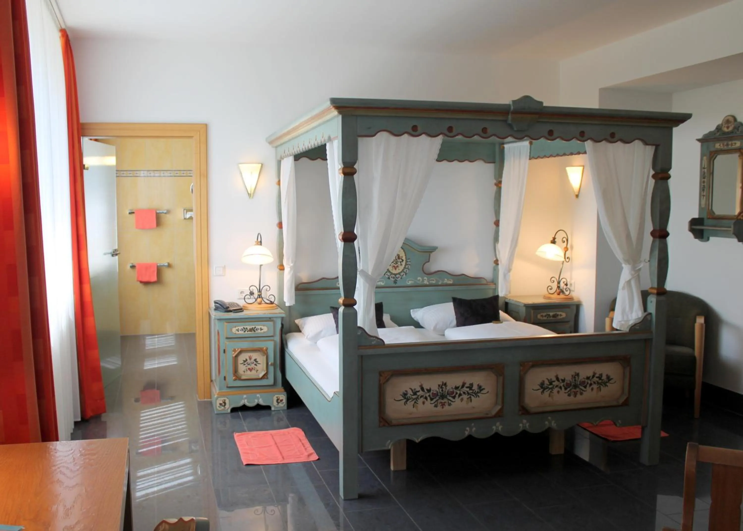 Bed in Hotel Conti Am Hauptbahnhof