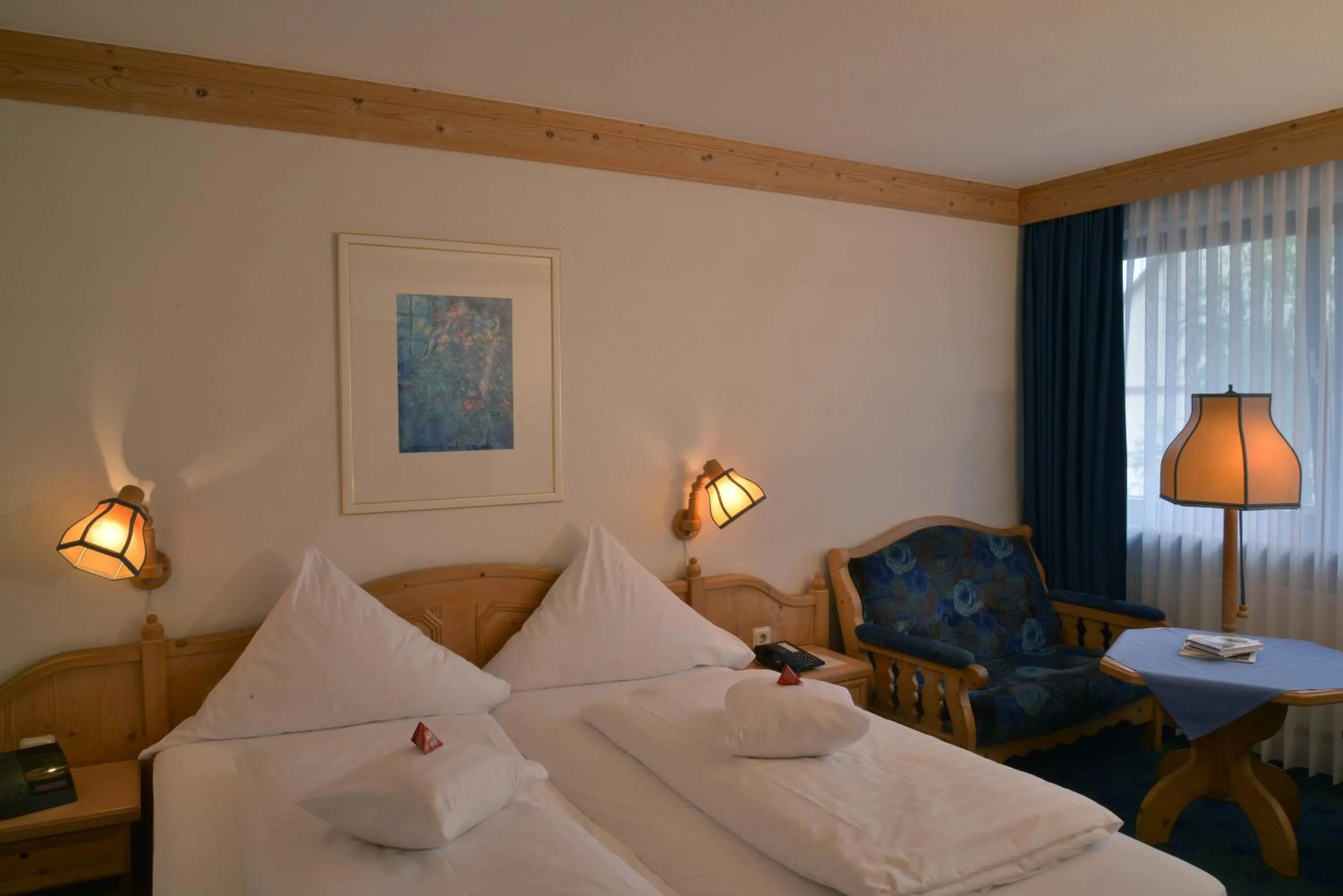 Photo of the whole room, Bed in Parkhotel zum Stern