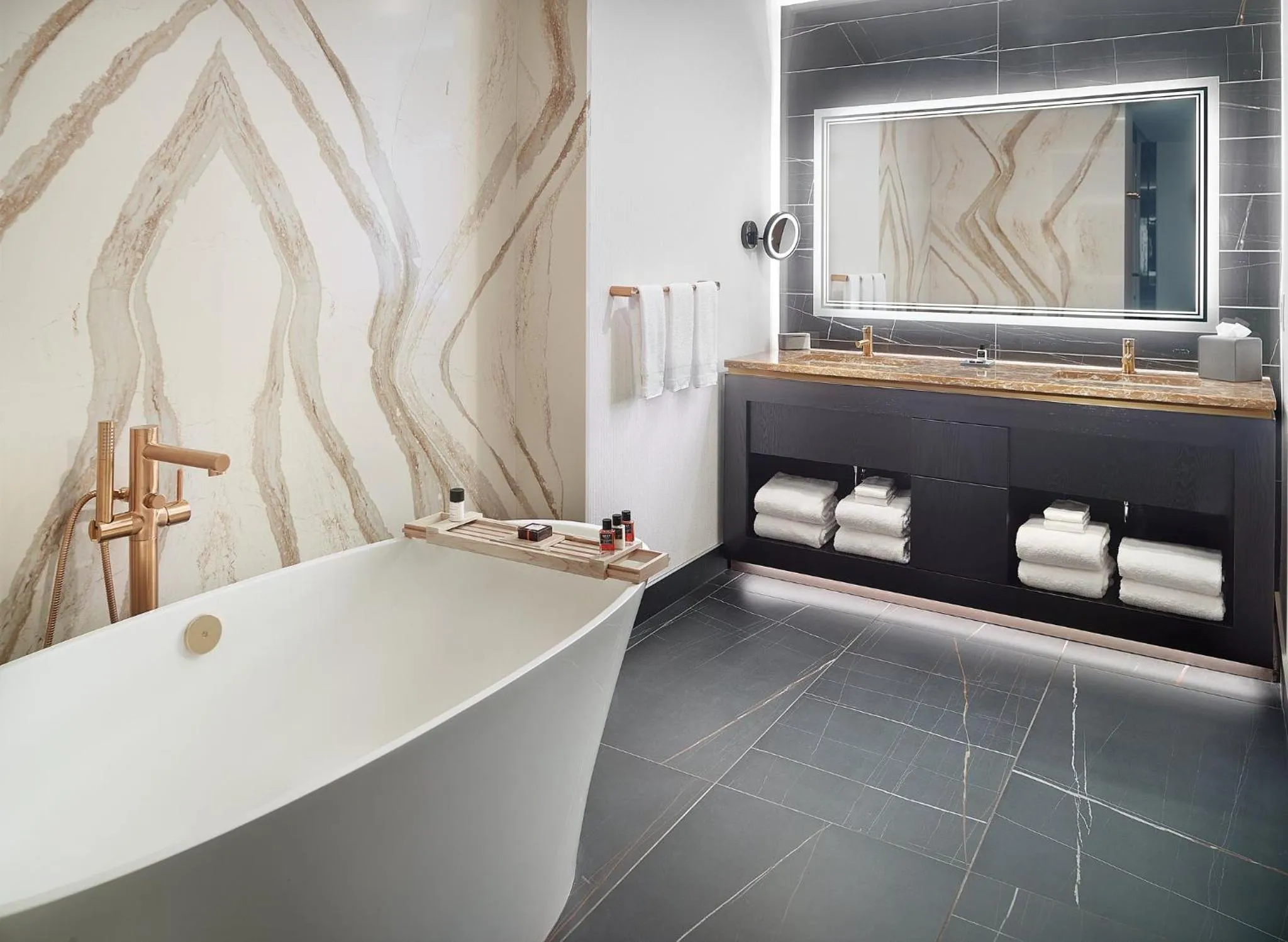 Bathroom in Omni Viking Lakes