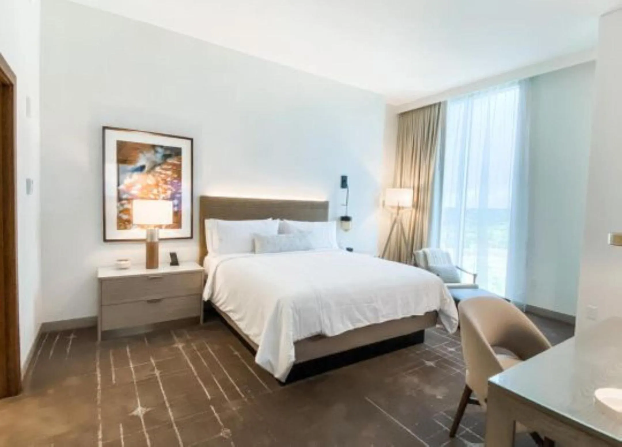 Beach, Bed in Omni Viking Lakes