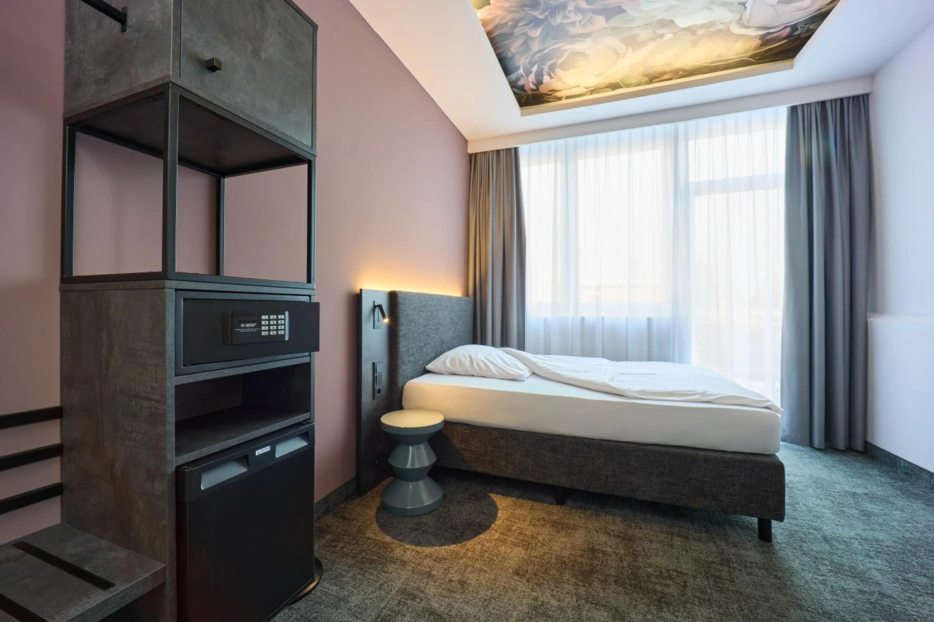 Photo of the whole room, Bed in Hotel Elsen