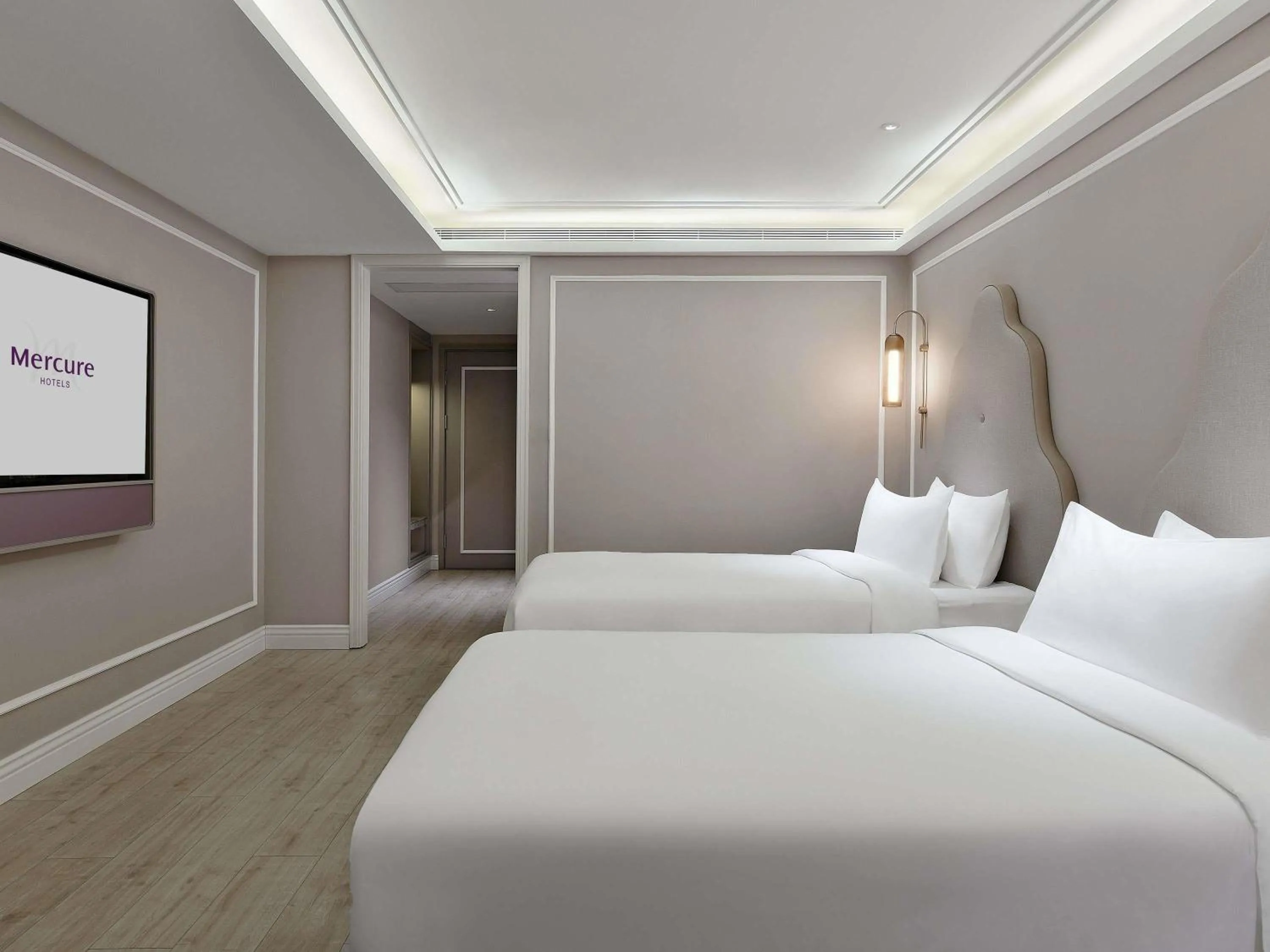 Superior Twin Room in Mercure Xiamen Zhongshan Road Pedestrian Street Seaview