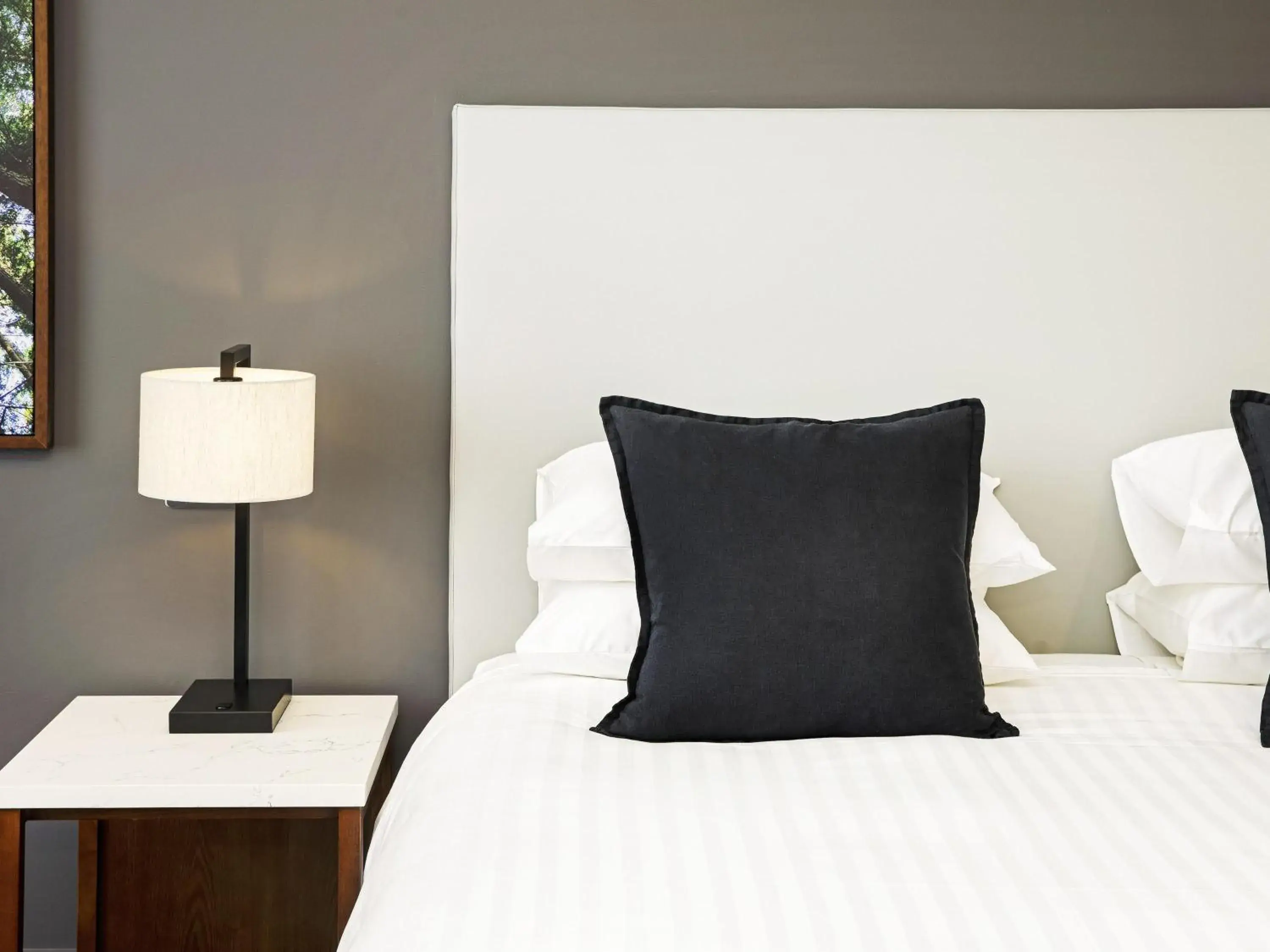 Bedroom, Bed in Mantra Traralgon Bedroom, Bed in Mantra Traralgon