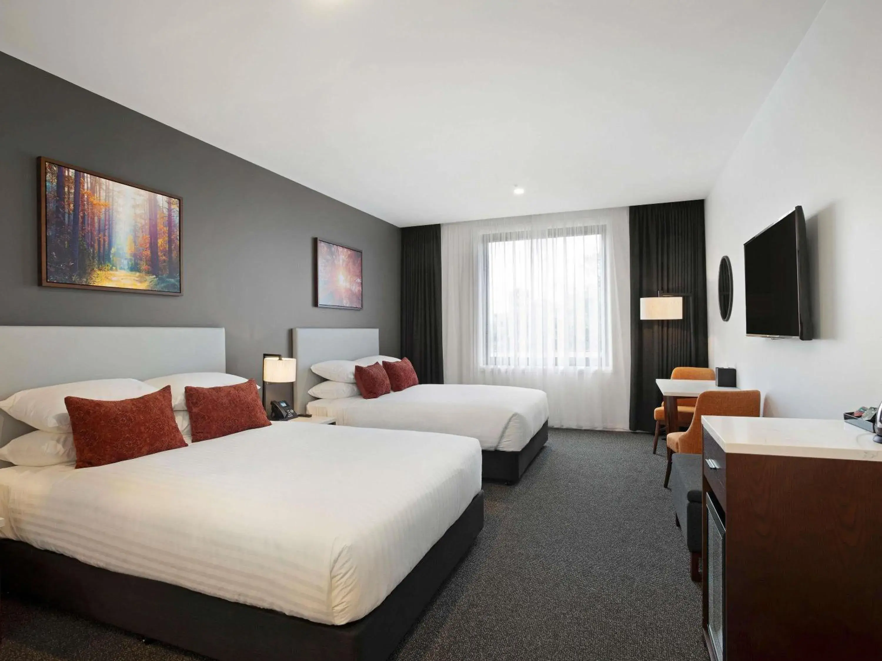 Bedroom, Bed in Mantra Traralgon Bedroom, Bed in Mantra Traralgon