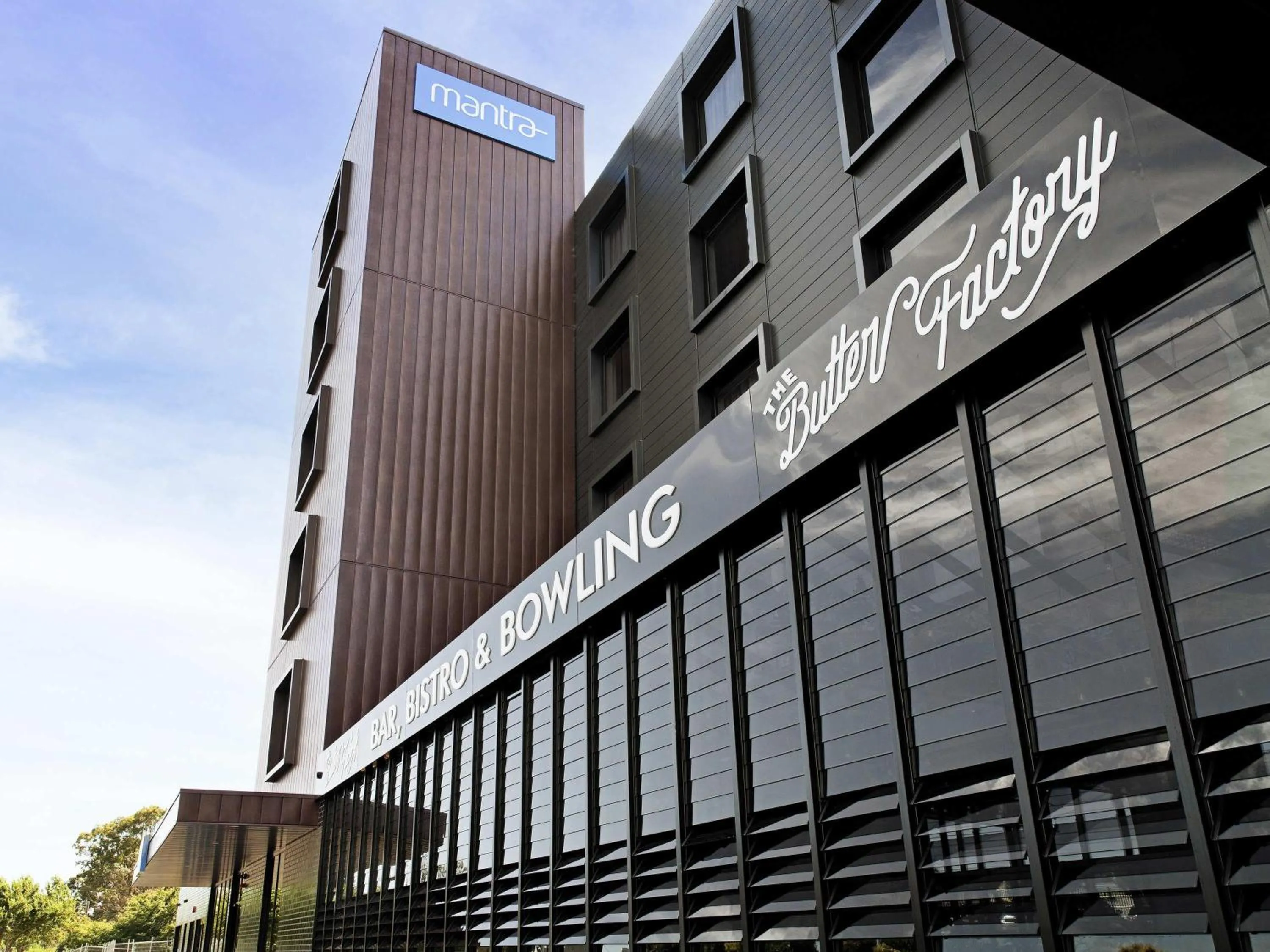 Property building in Mantra Traralgon