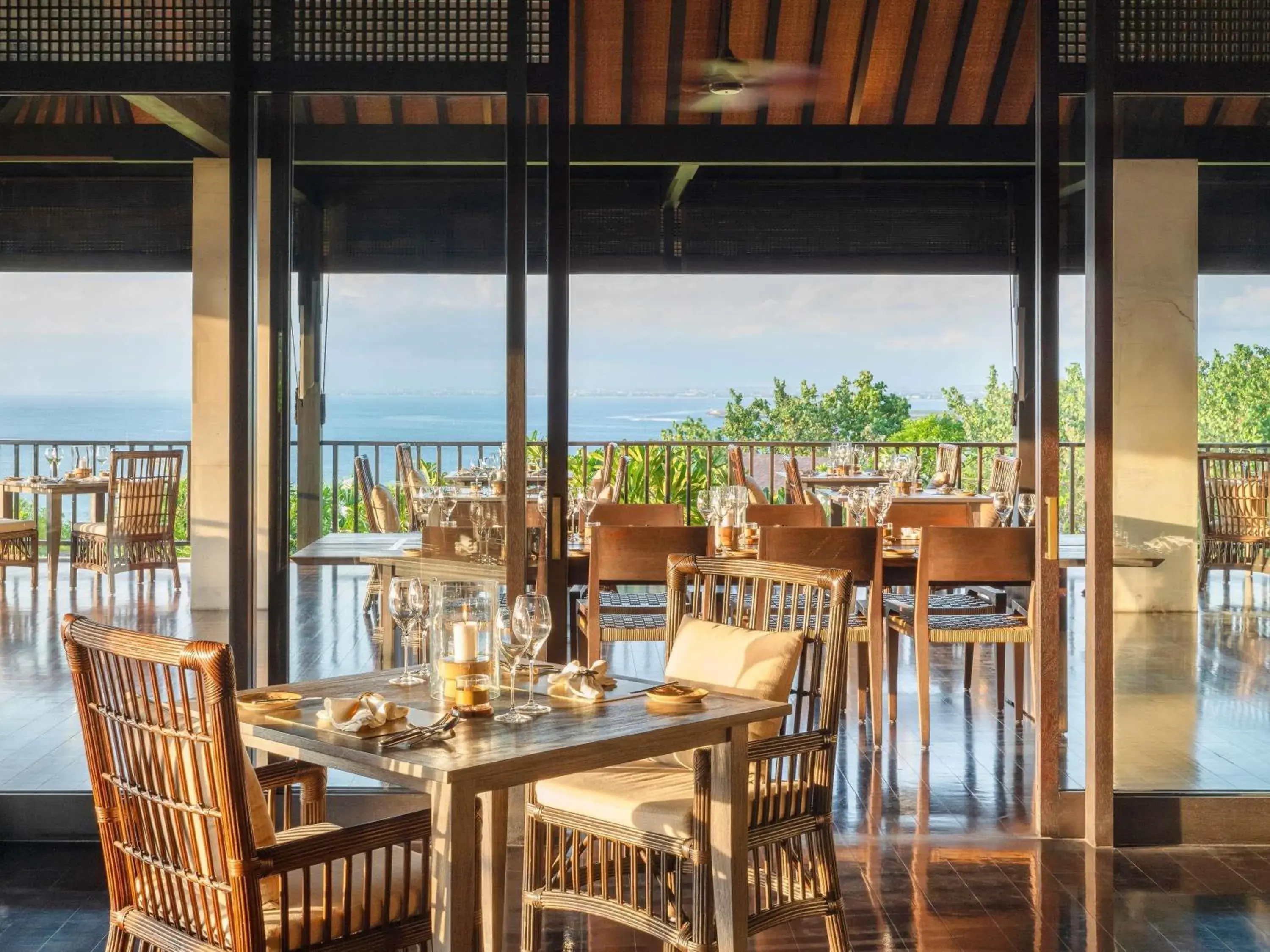 Restaurant/places to eat in Raffles Bali Restaurant/places to eat in Raffles Bali