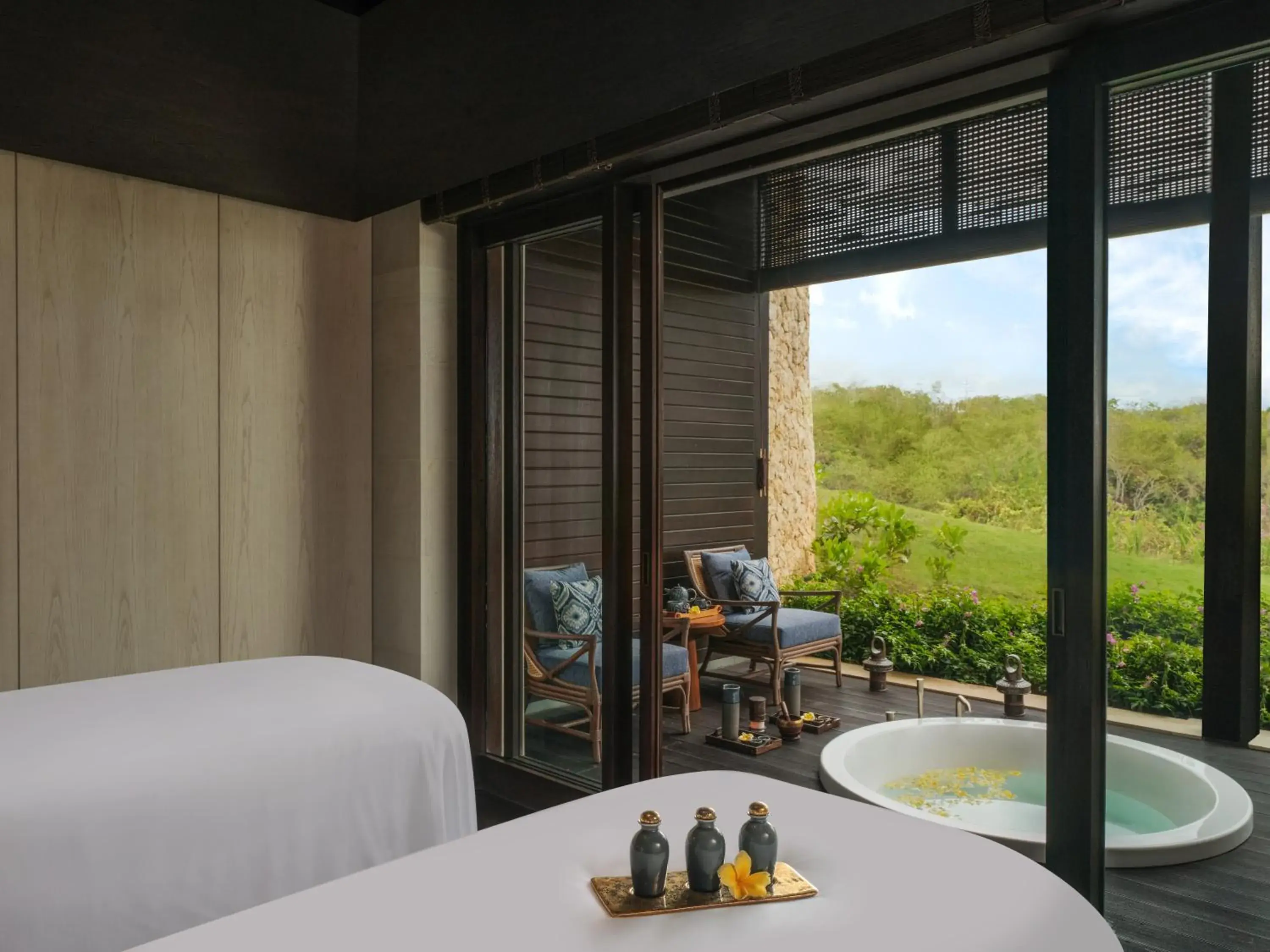 Spa and wellness centre/facilities in Raffles Bali Spa and wellness centre/facilities in Raffles Bali