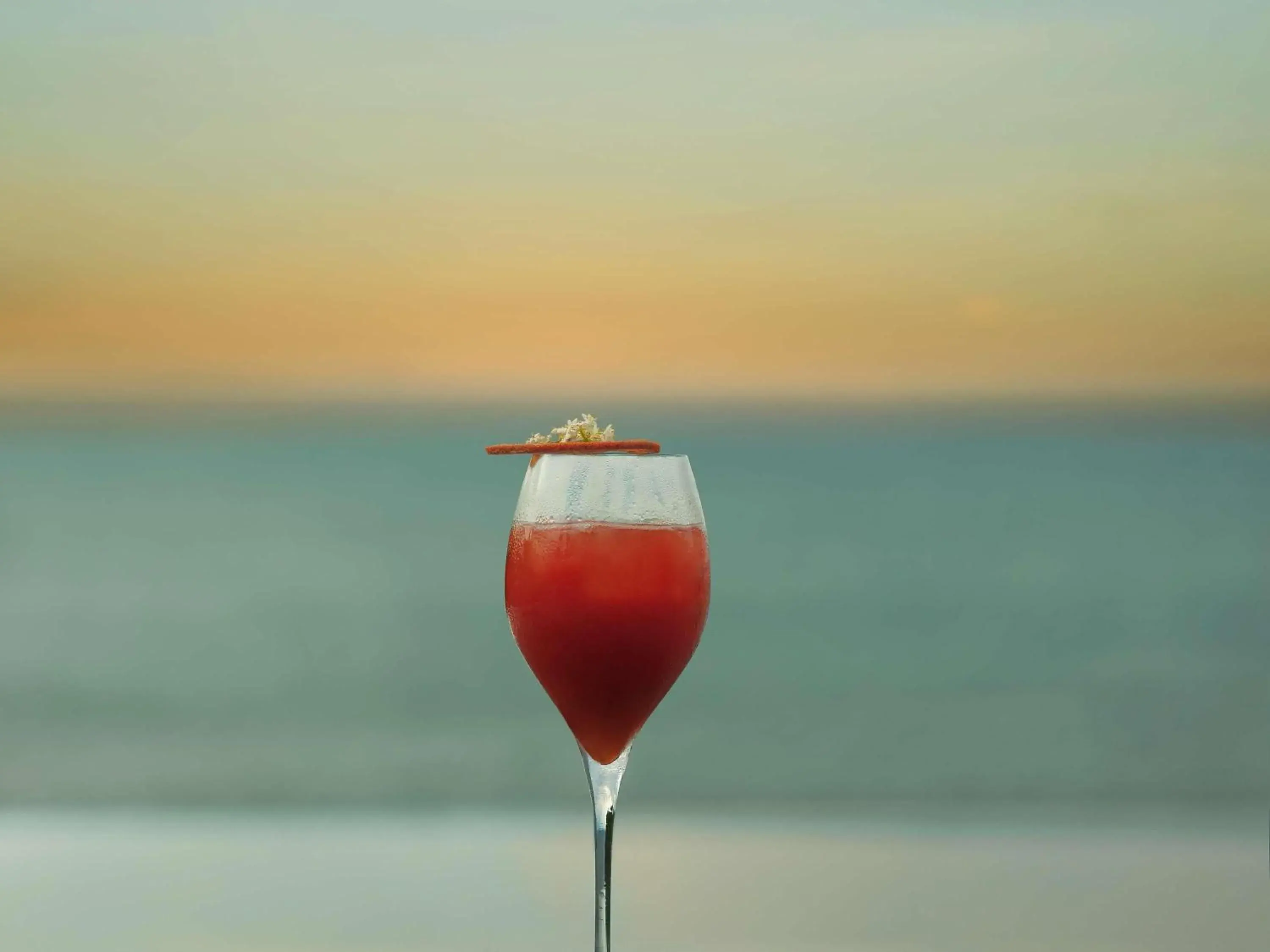 Lounge or bar in Raffles Bali Lounge or bar in Raffles Bali