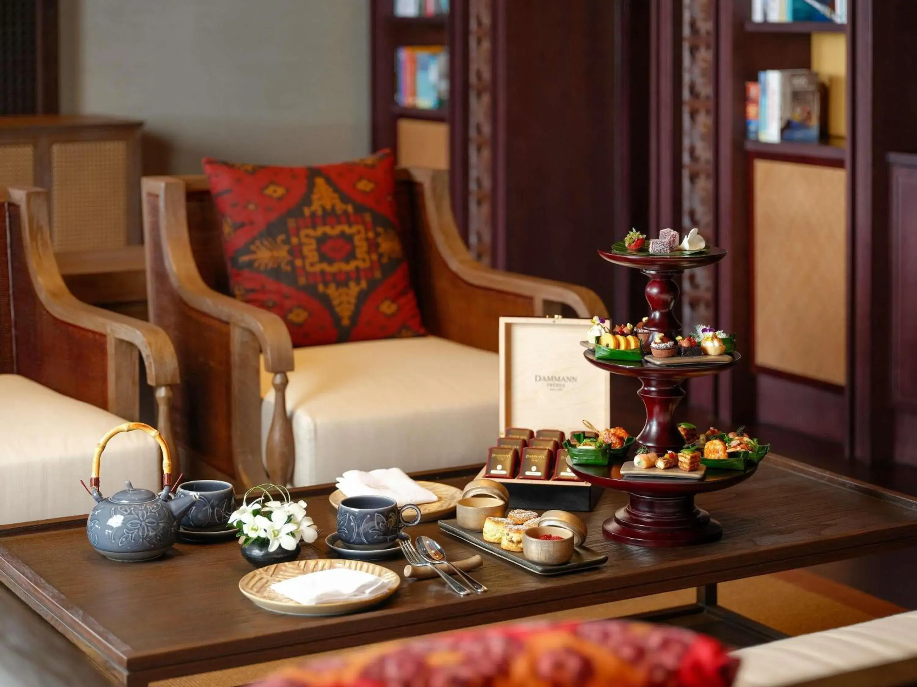 Lounge or bar in Raffles Bali Lounge or bar in Raffles Bali