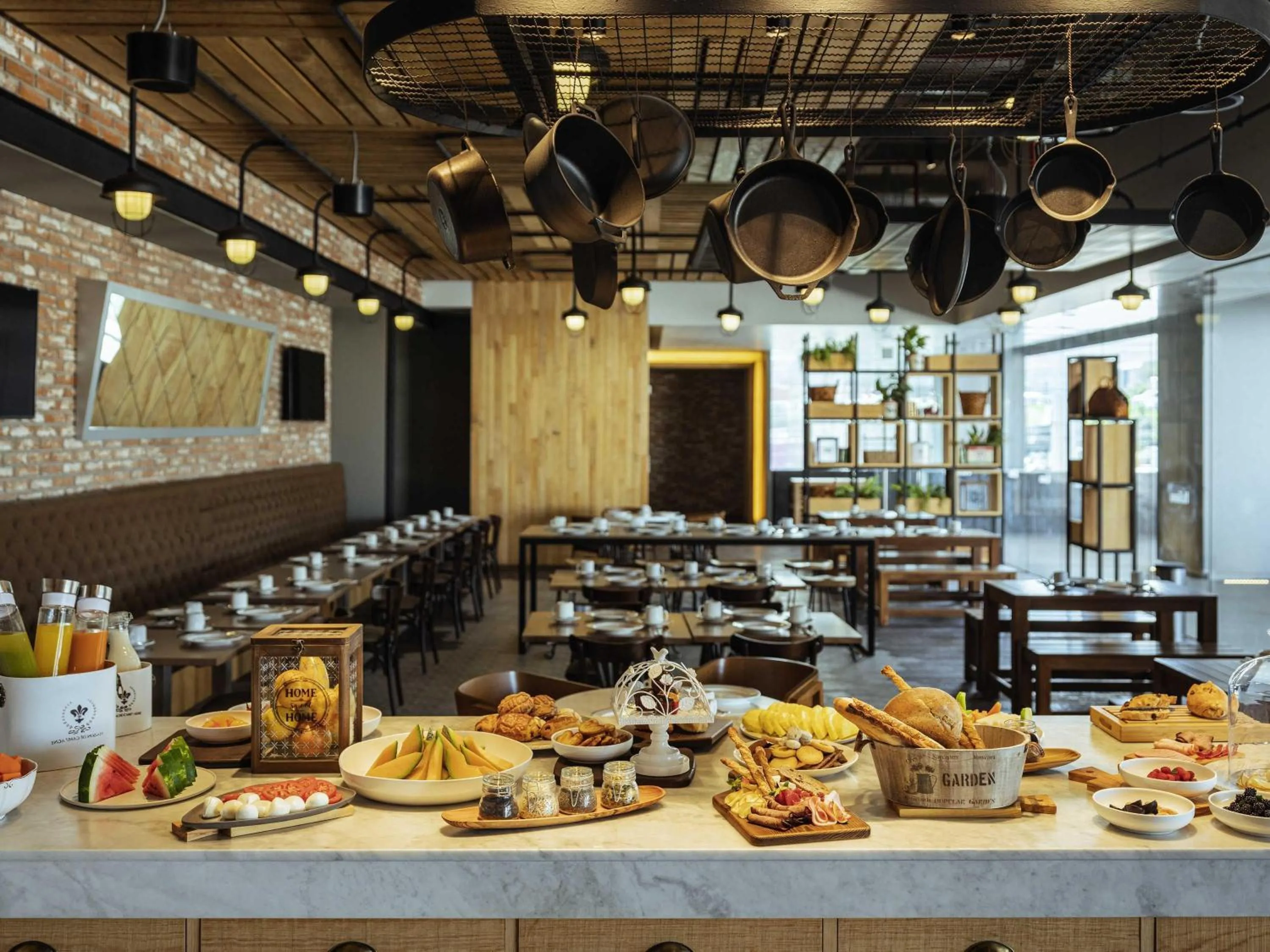 Breakfast in Novotel Mexico City Toreo