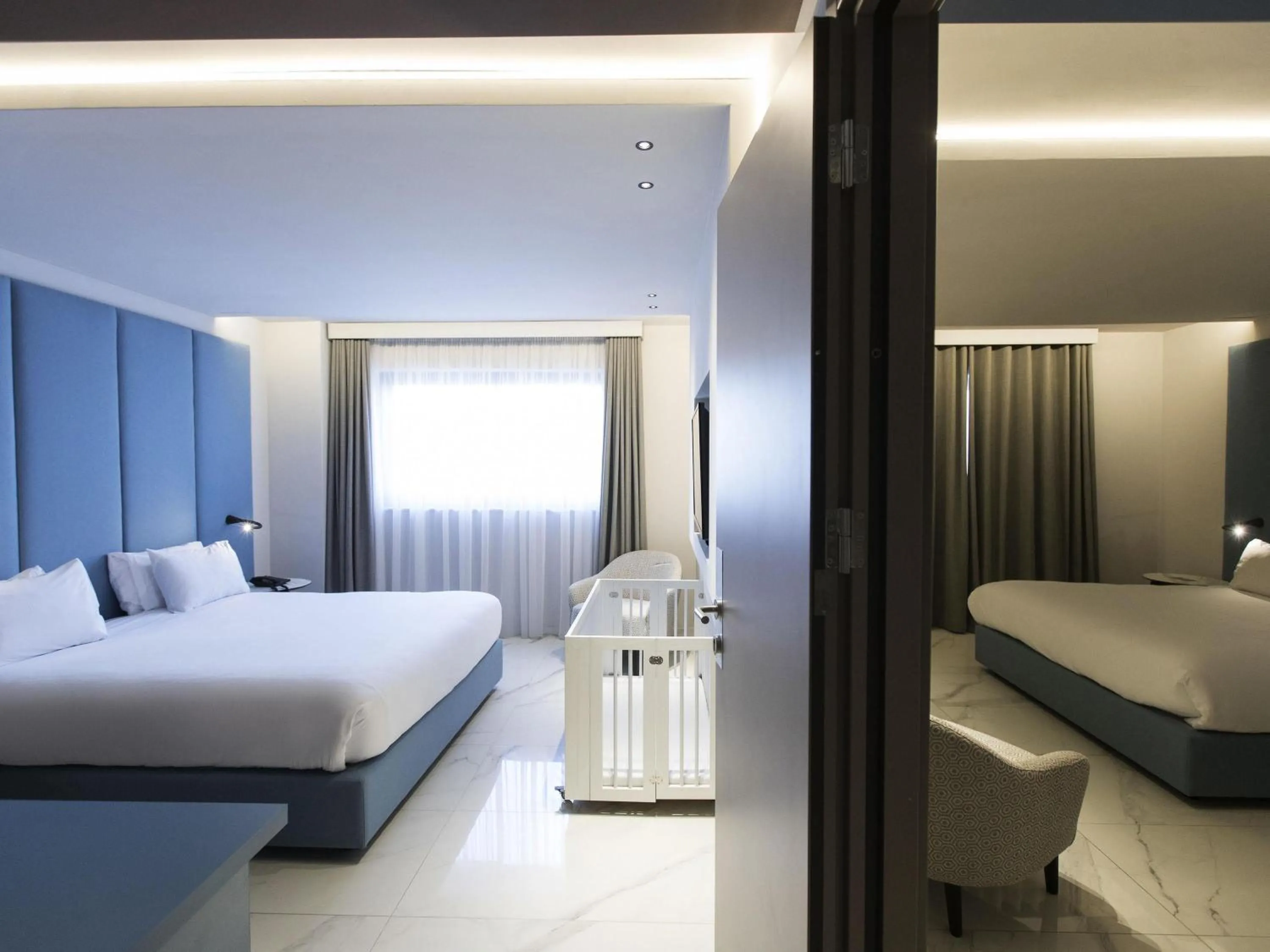 Bedroom, Bed in Mercure St. Julian's Malta