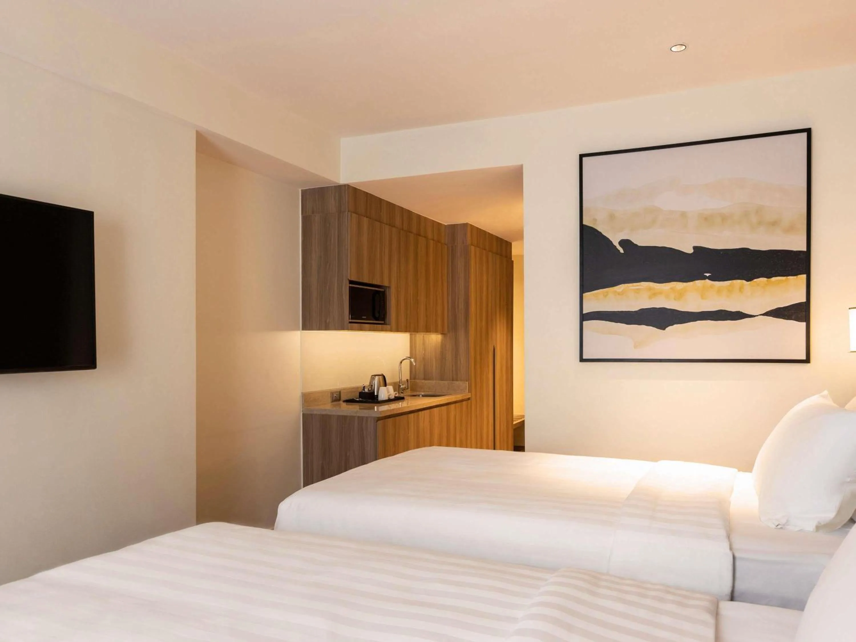 Bedroom, Bed in Novotel Suites Manila at Acqua