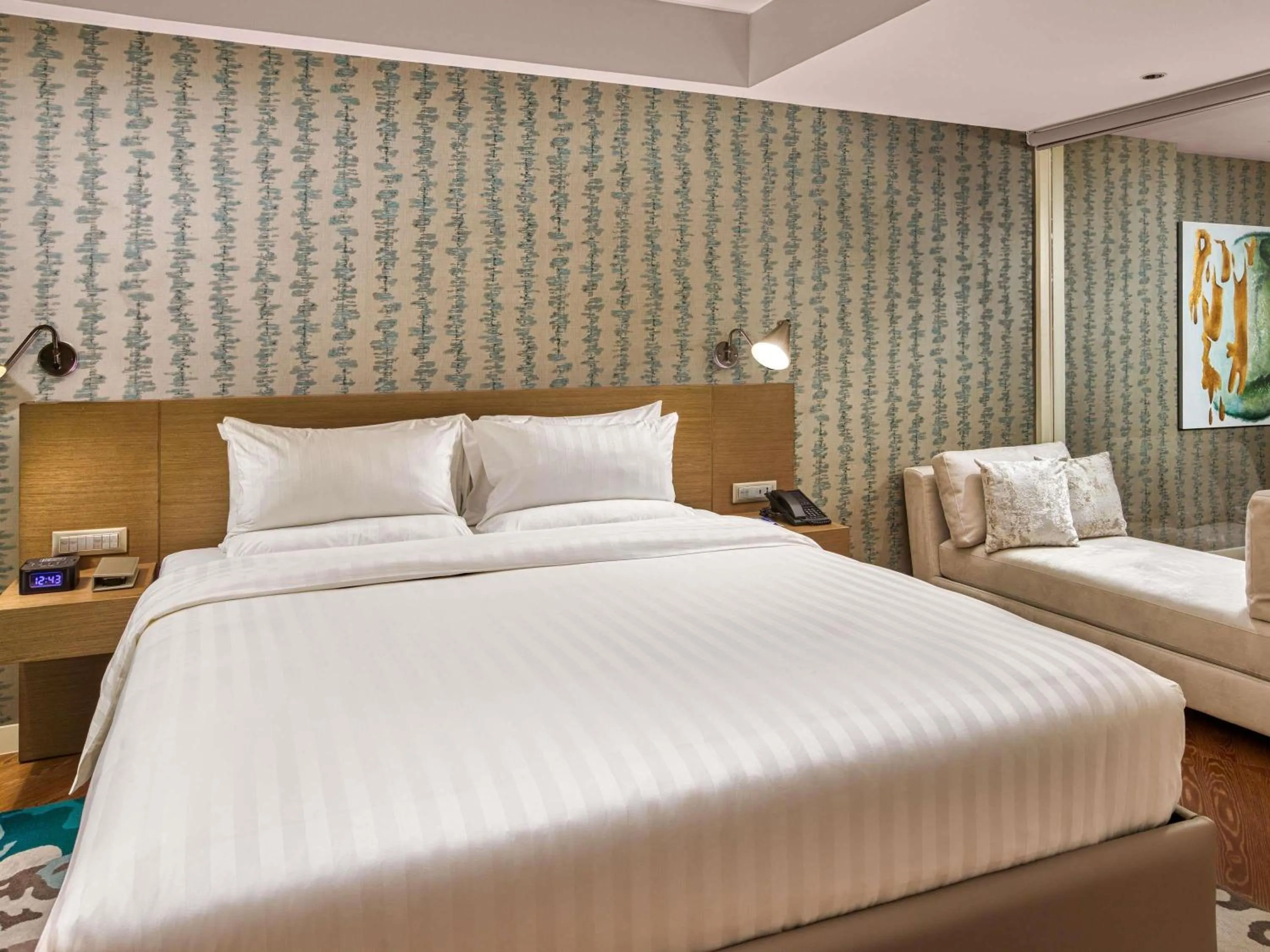 Bedroom, Bed in Novotel Suites Manila at Acqua