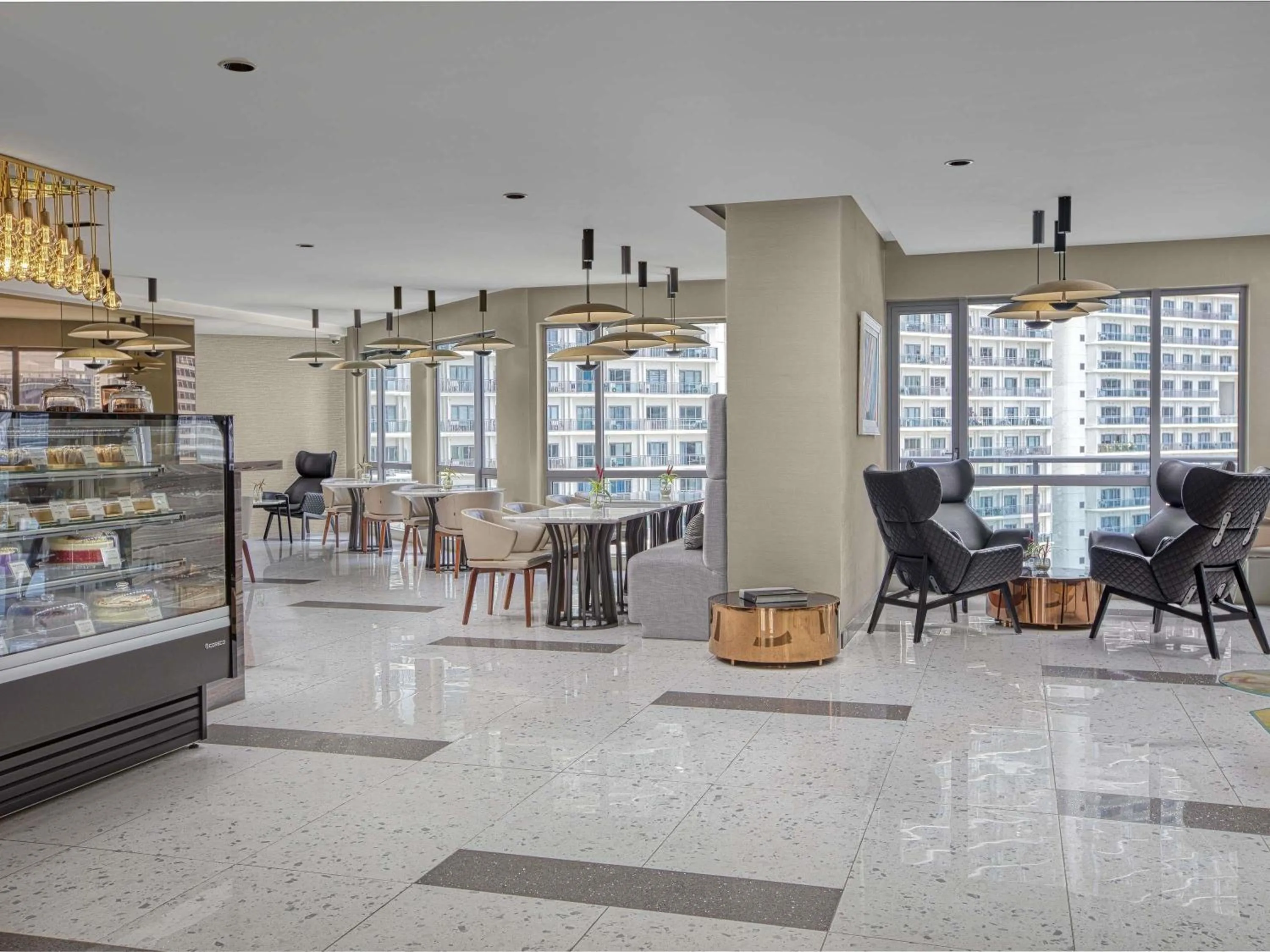 Restaurant/places to eat in Novotel Suites Manila at Acqua