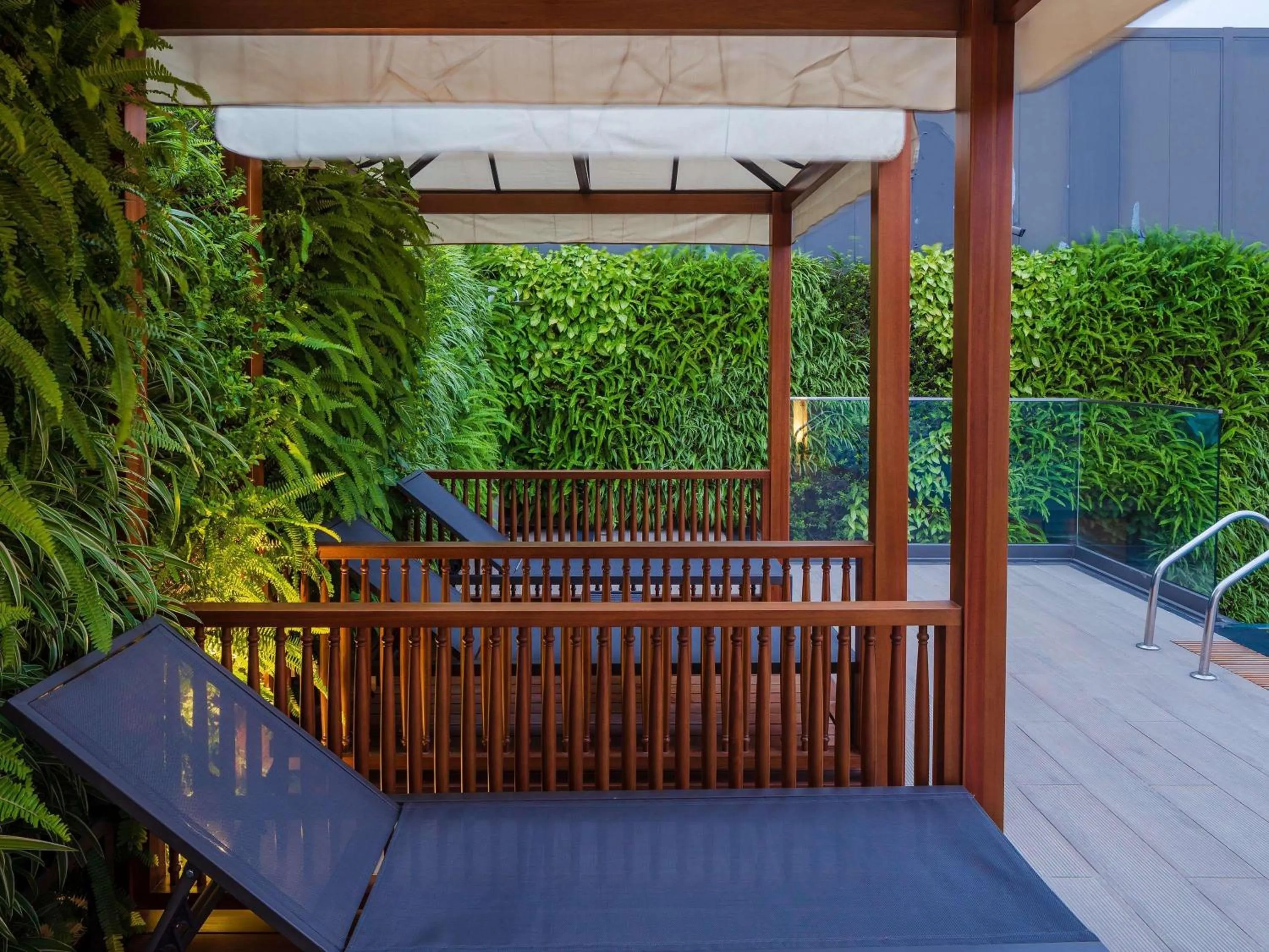 Pool view in Grand Mercure Hanoi