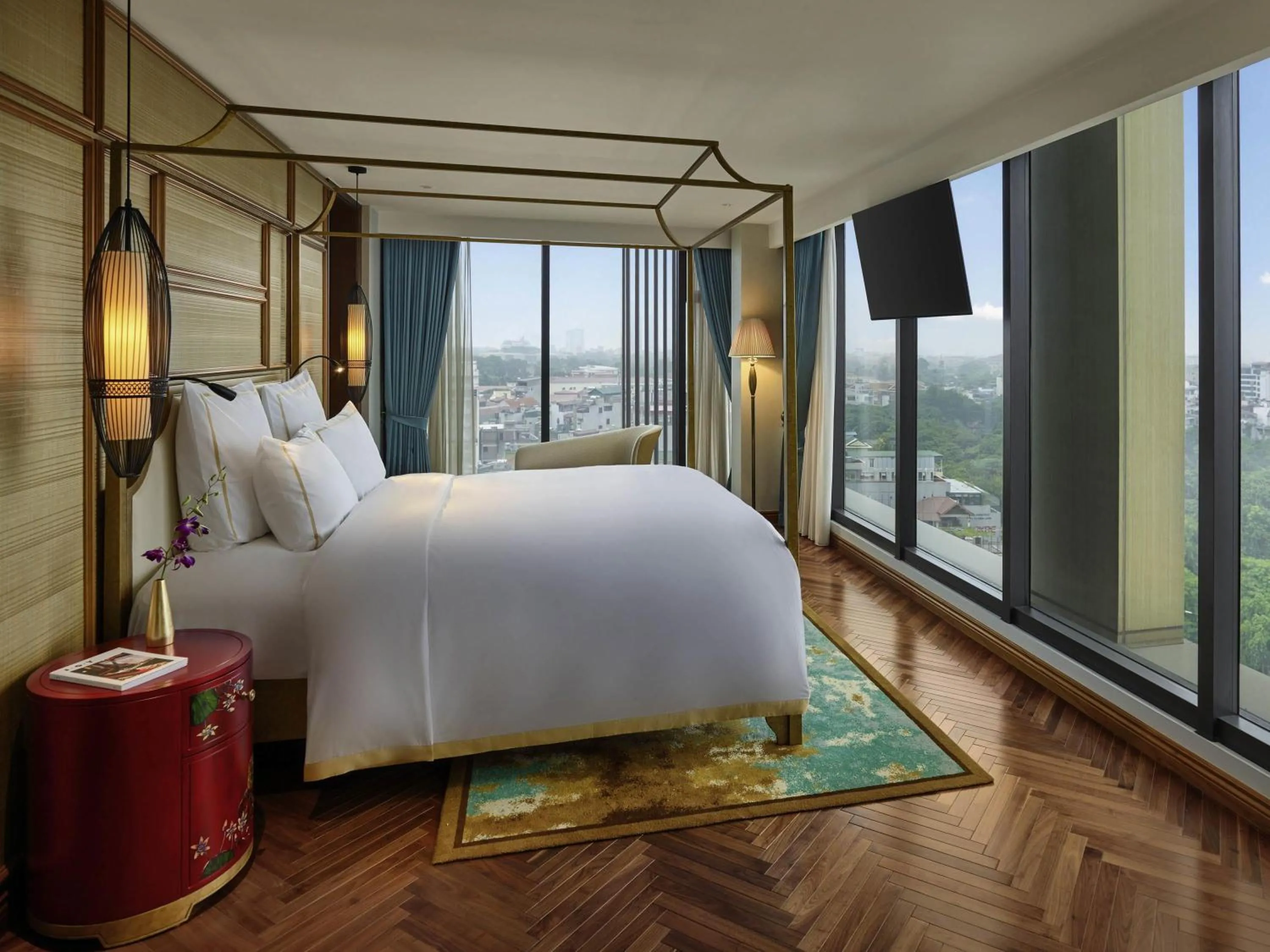 Photo of the whole room, Bed in Grand Mercure Hanoi