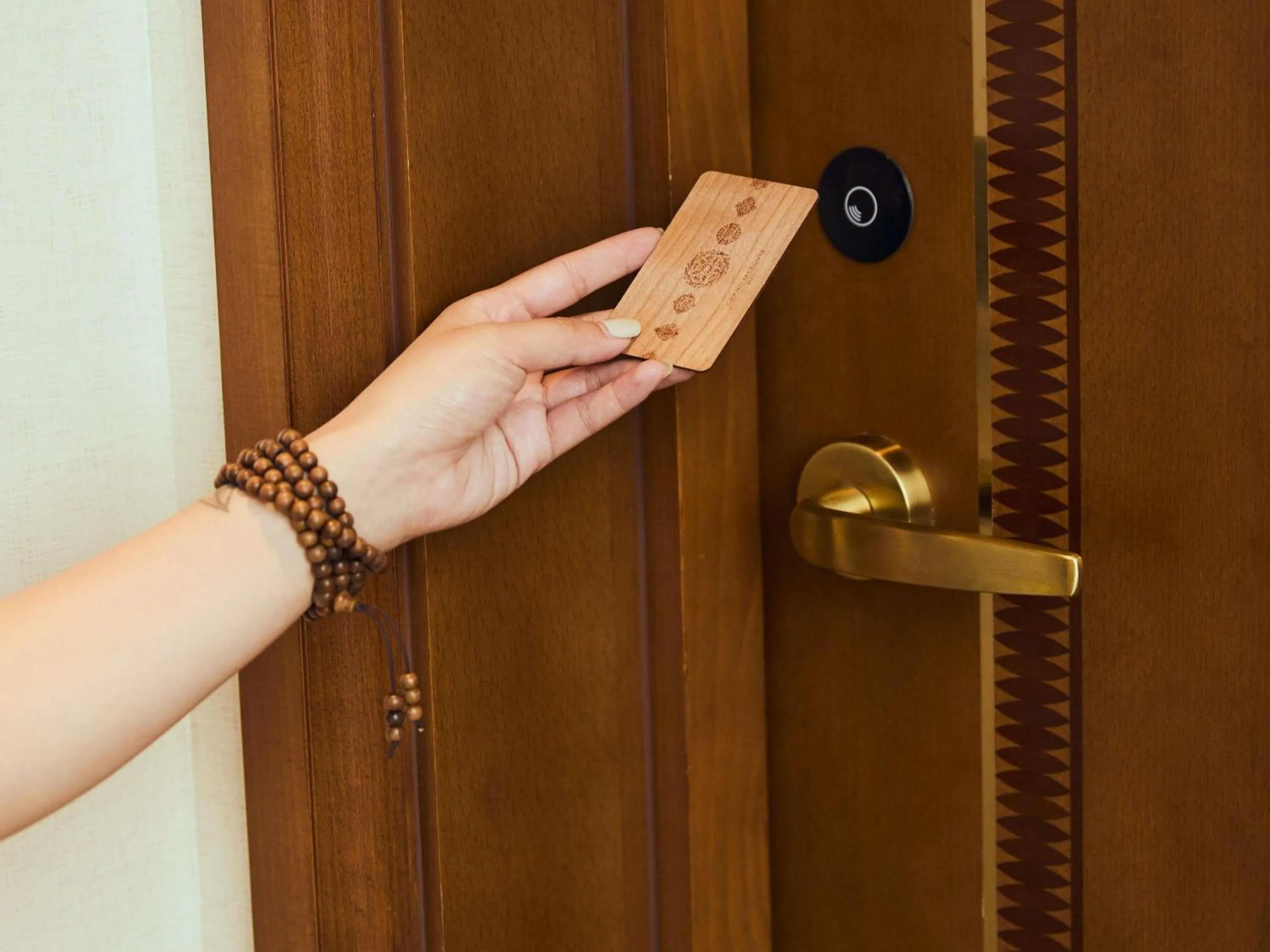 Bedroom in Grand Mercure Hanoi