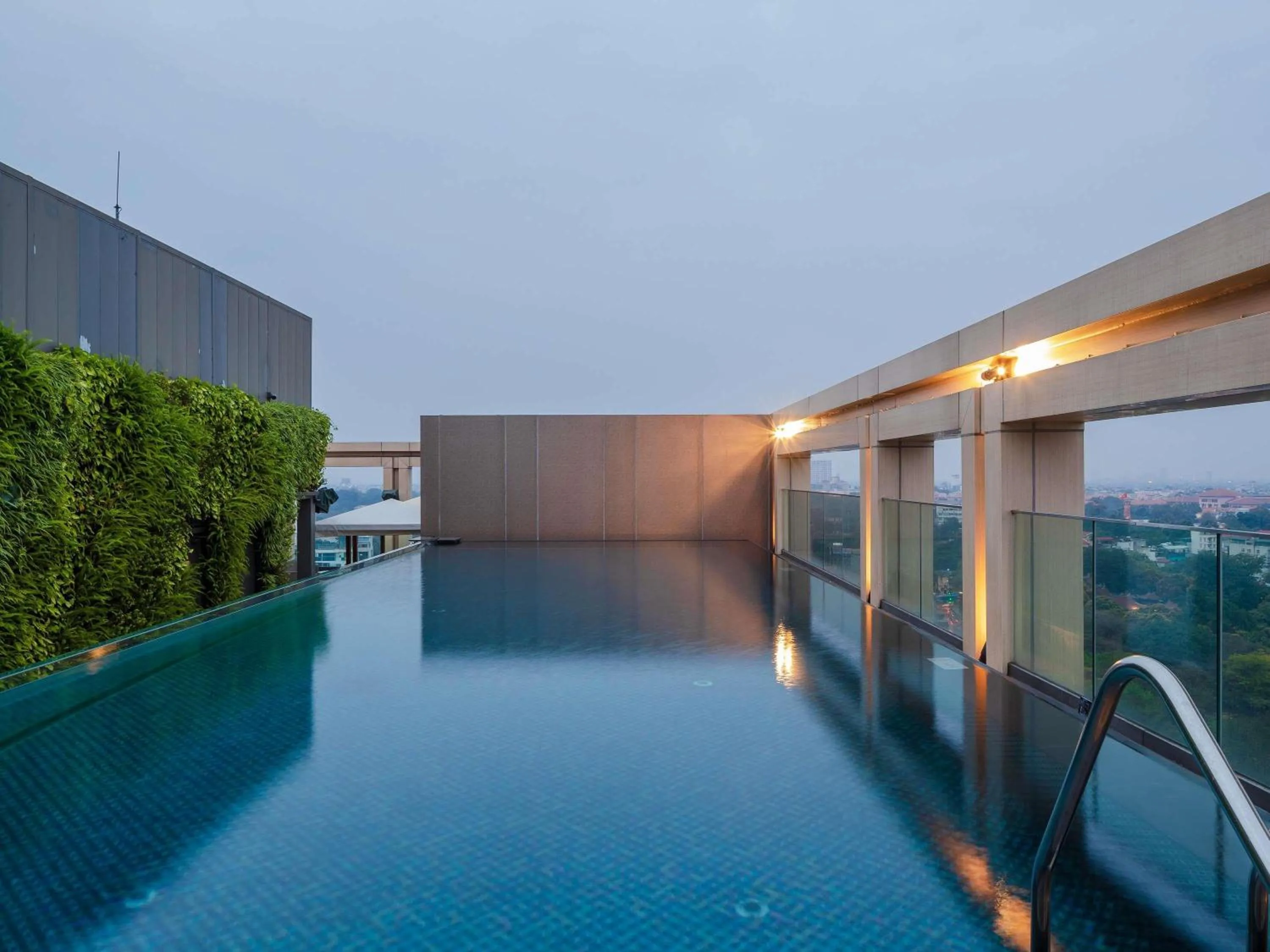 Pool view in Grand Mercure Hanoi