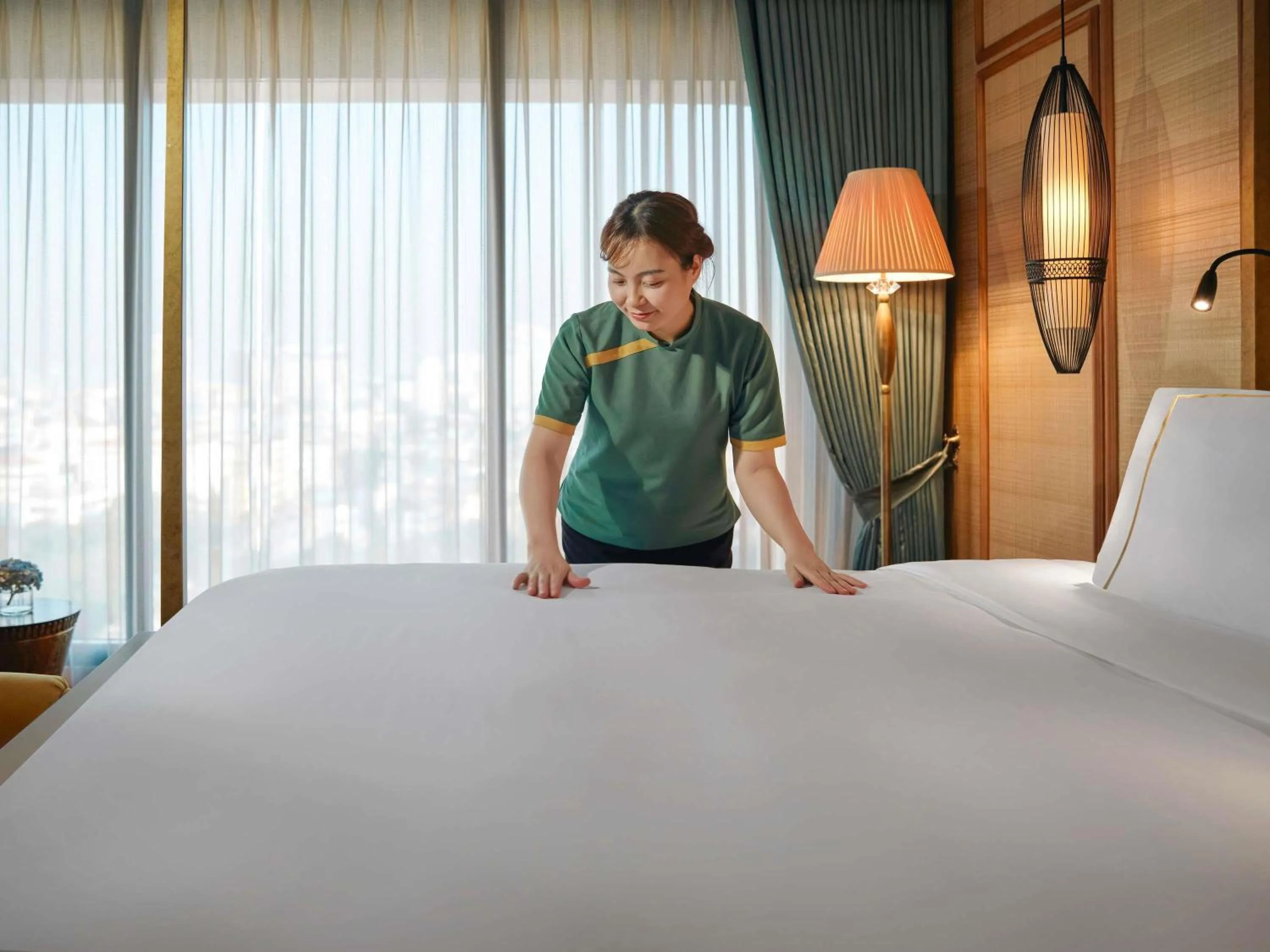 Bedroom, Bed in Grand Mercure Hanoi