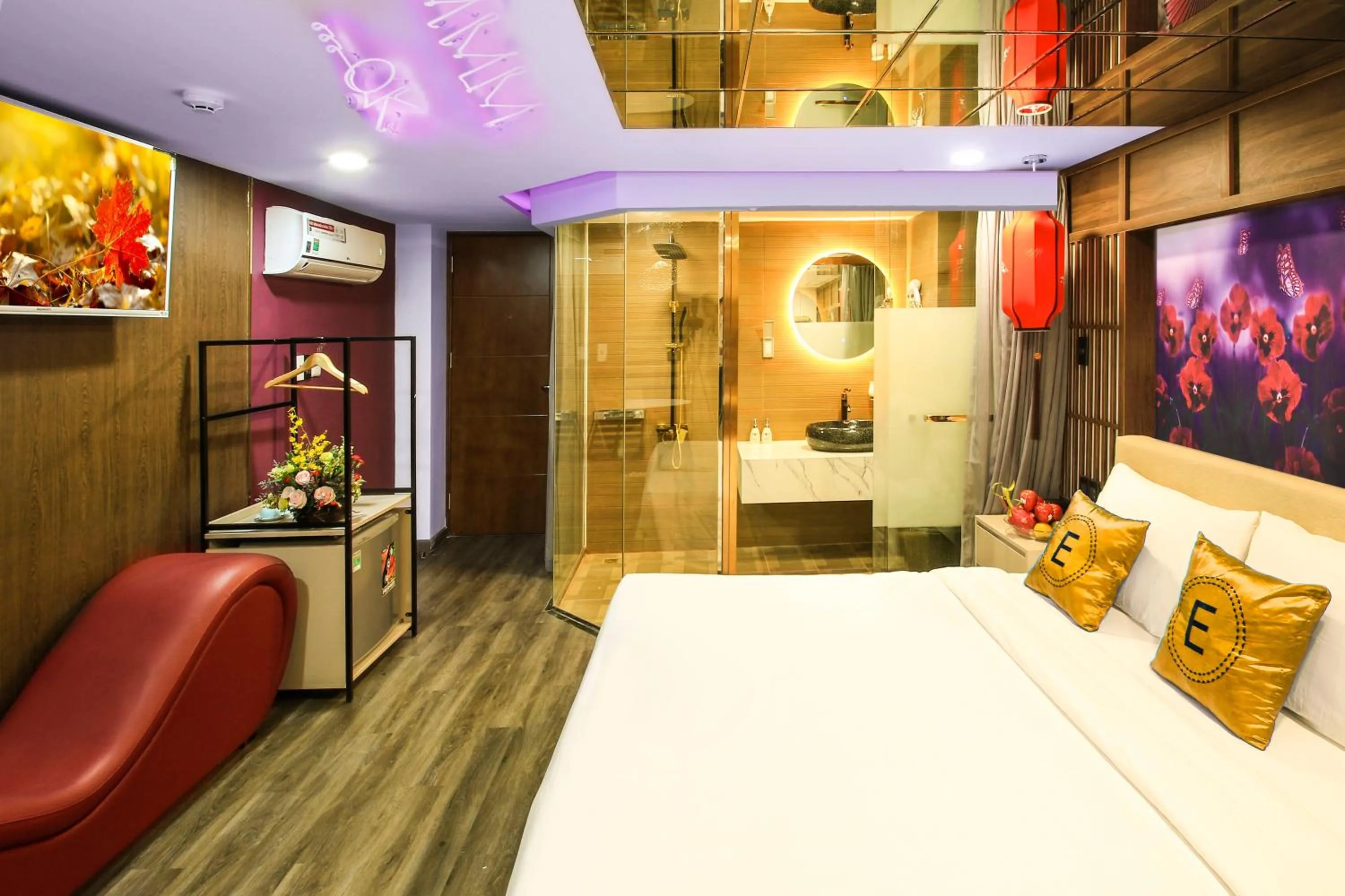 Photo of the whole room, Bed in EROS Hotel - Love Hotel