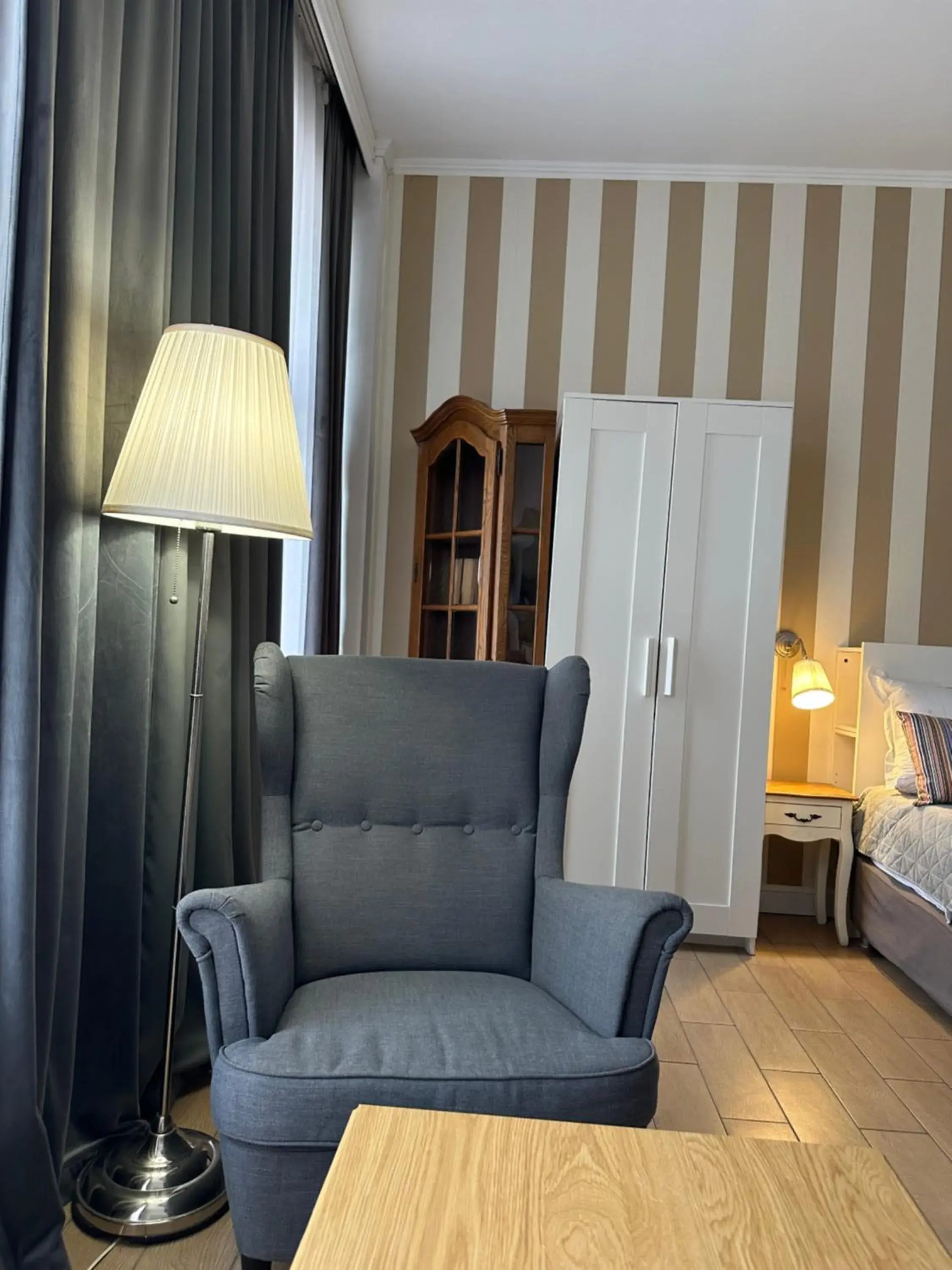 Studio with Balcony in Hotel Art Studio with Balcony in Hotel Art
