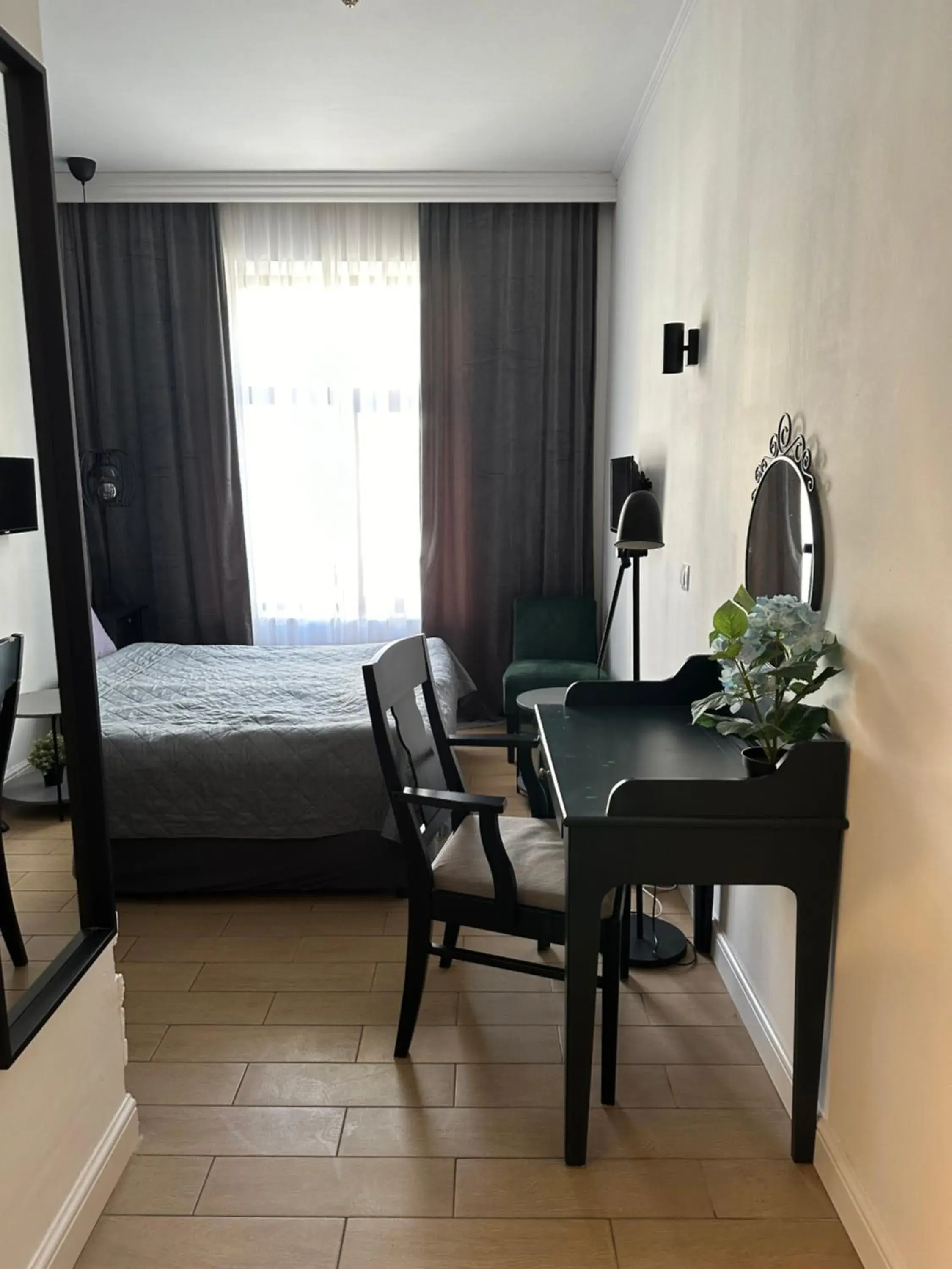 Large Double Room - single occupancy in Hotel Art Large Double Room - single occupancy in Hotel Art