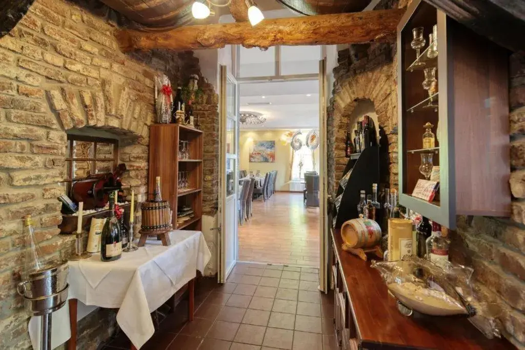 Dining area in Hotel Restaurant Mathildenhof Dining area in Hotel Restaurant Mathildenhof