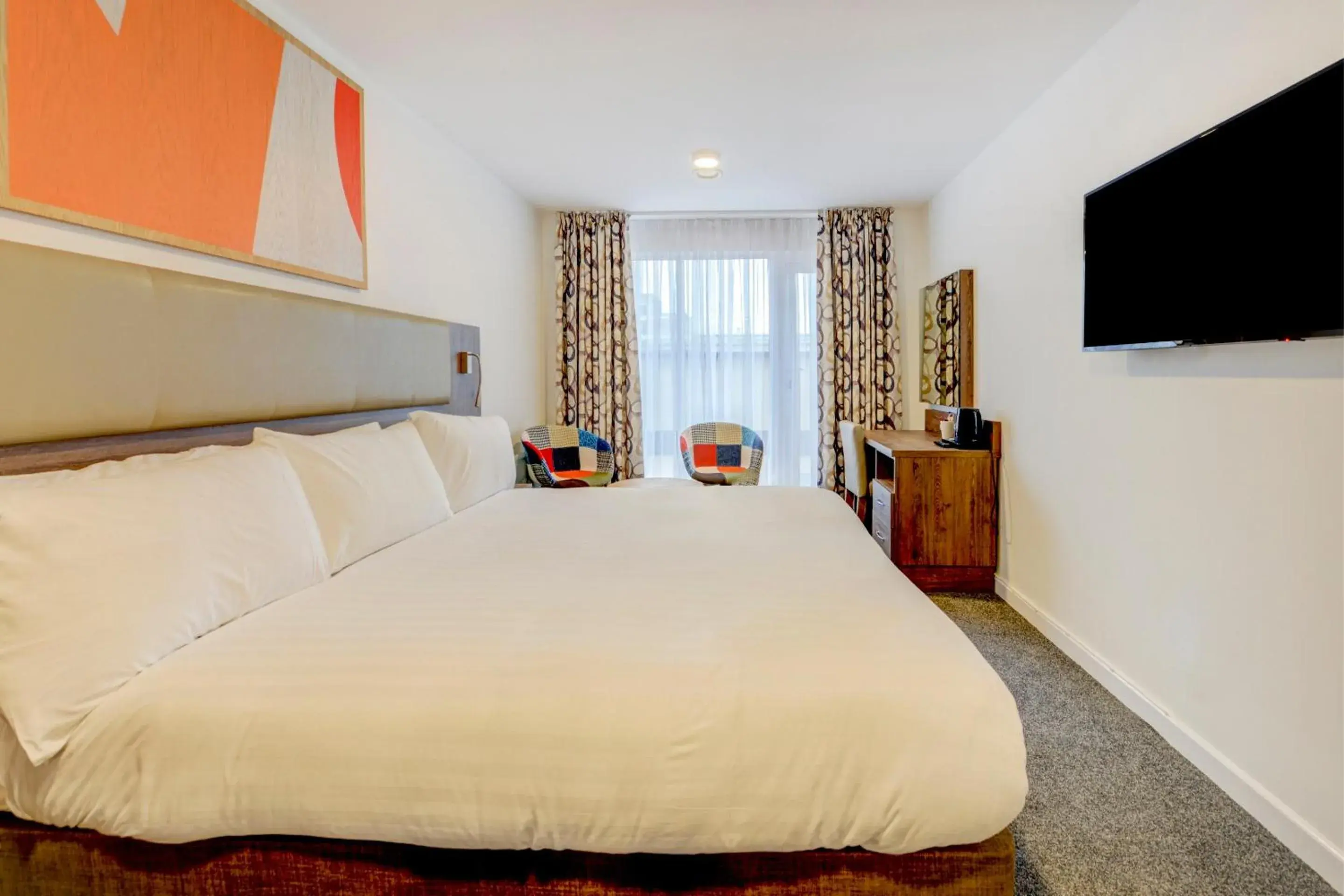 Standard Double or Twin Room in OYO Plymouth Central Hotel Standard Double or Twin Room in OYO Plymouth Central Hotel