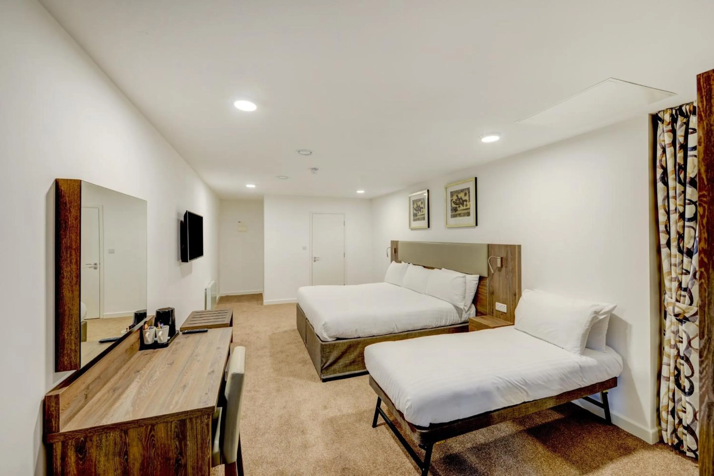 Bedroom, Bed in OYO Plymouth Central Hotel