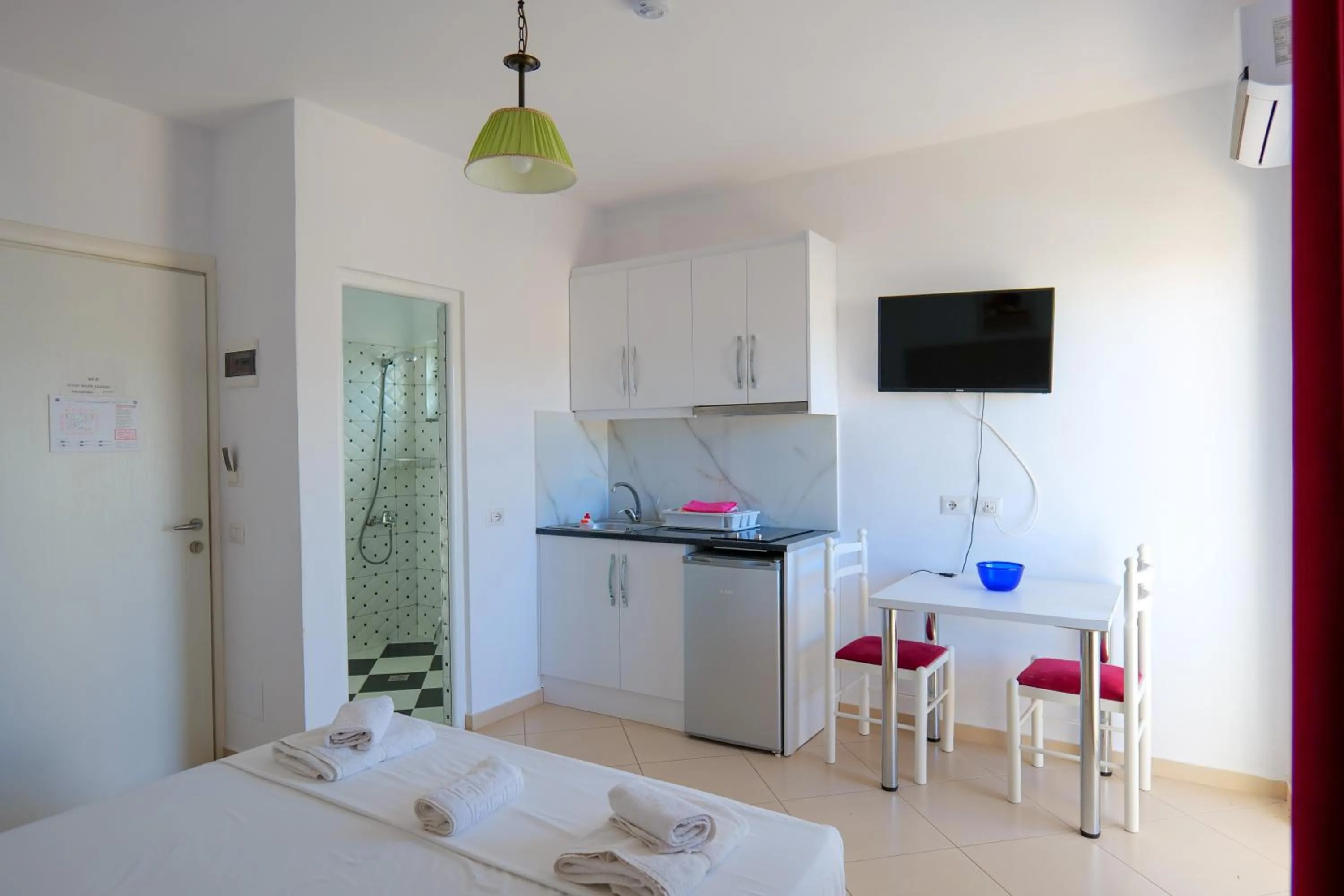 Double Room with Sea View in Guest House Gerard