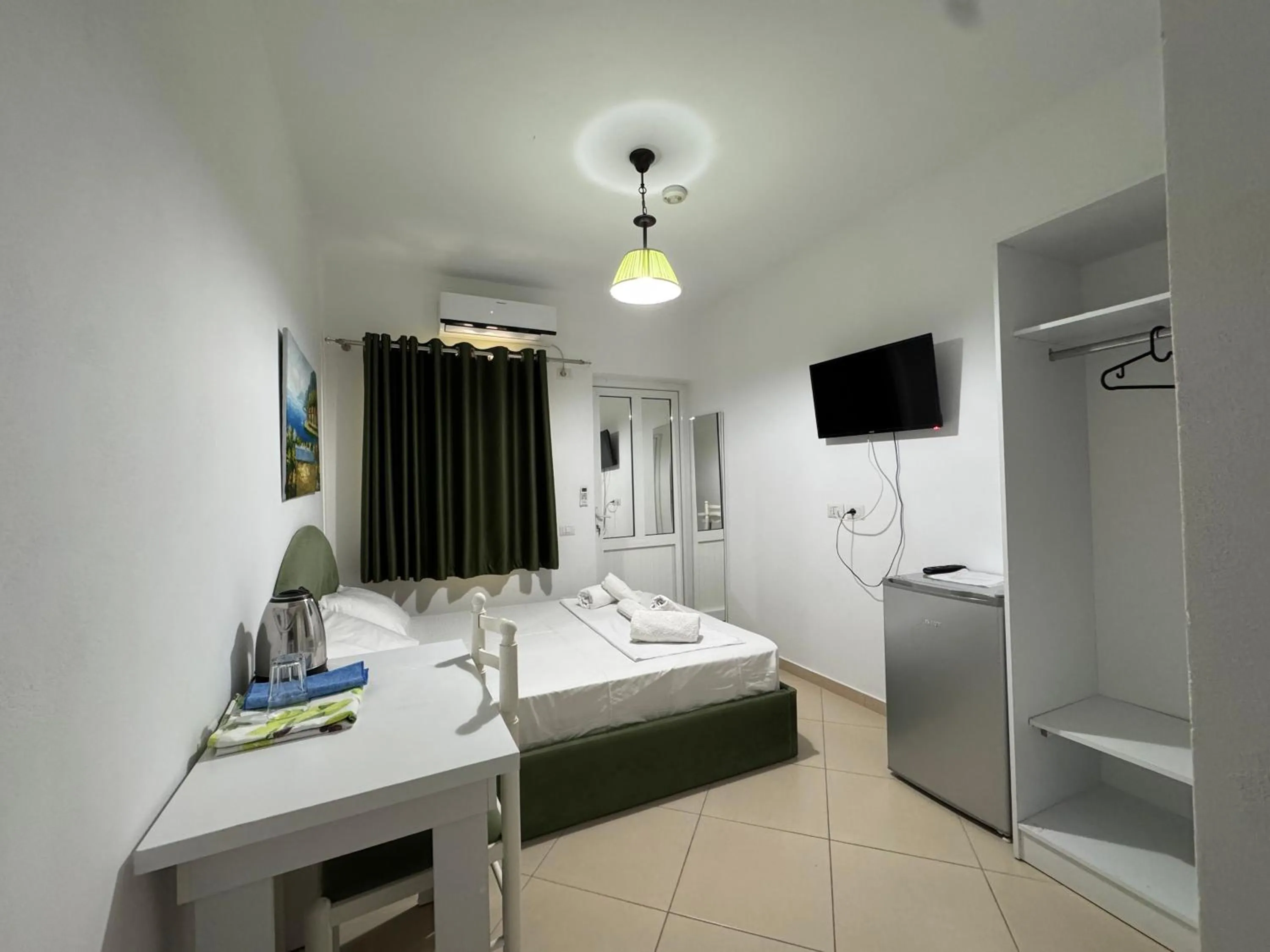 Double Room with Garden View in Guest House Gerard