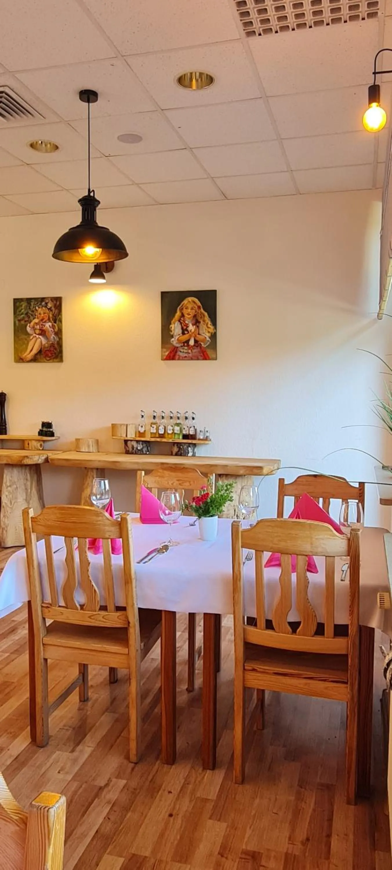 Restaurant/places to eat in Ośrodek Perełka Bieszczady