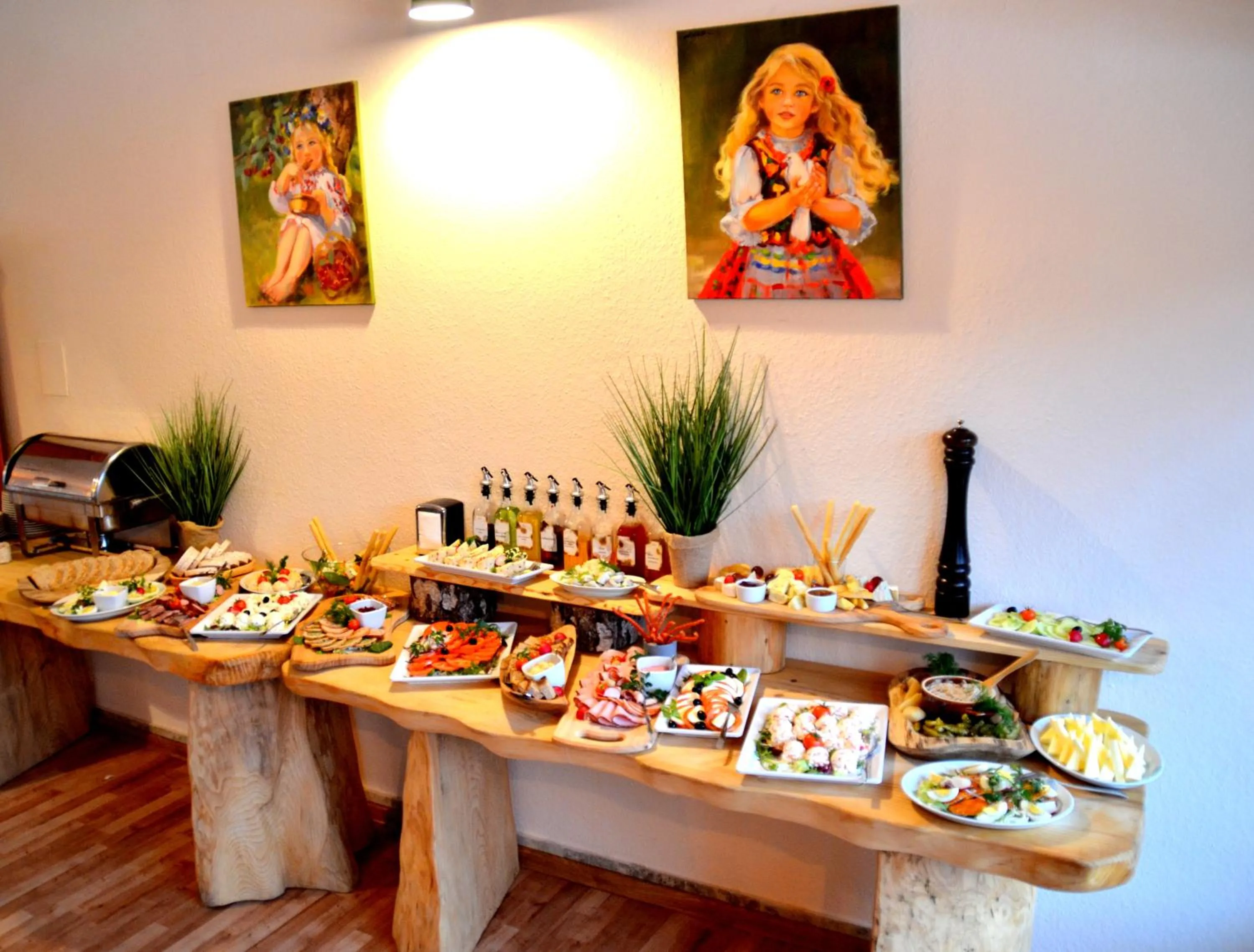Restaurant/places to eat in Ośrodek Perełka Bieszczady