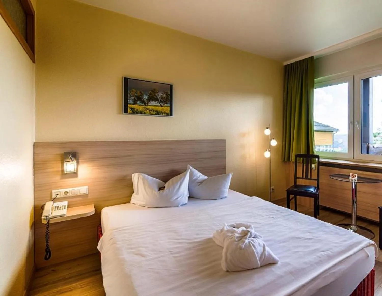 Photo of the whole room, Bed in Panorama Hotel Oberwiesenthal