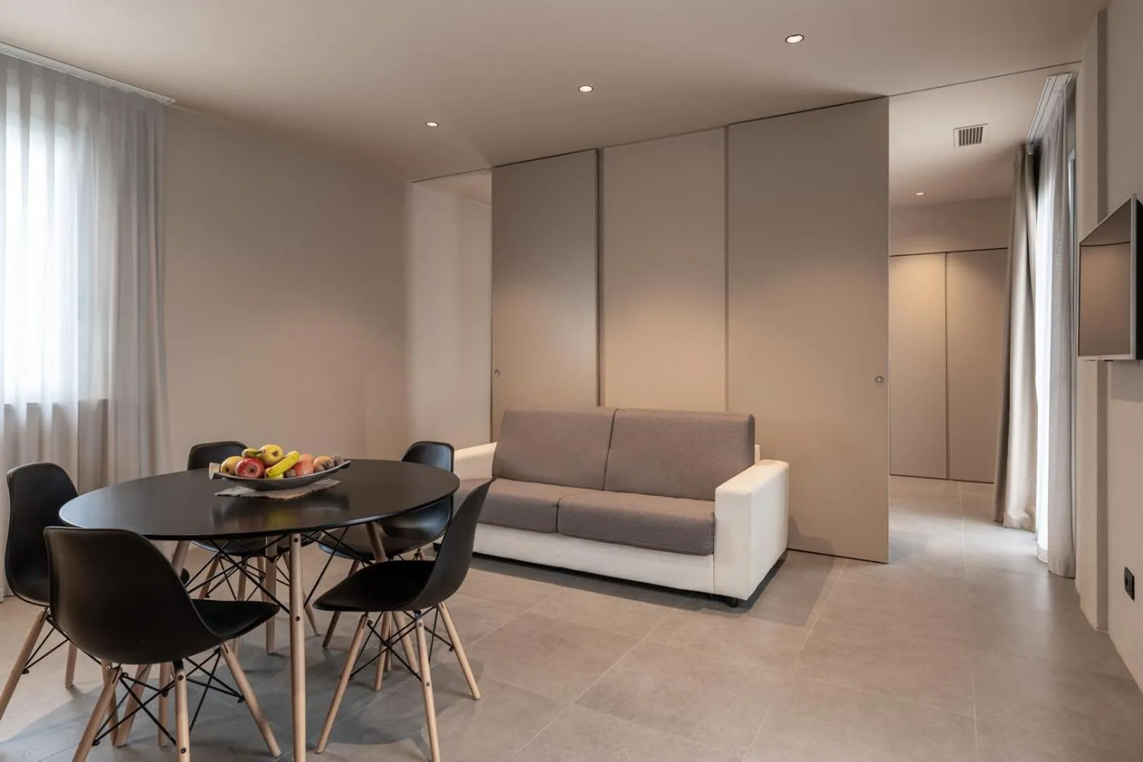 TV and multimedia in Amare Suite & Apartments