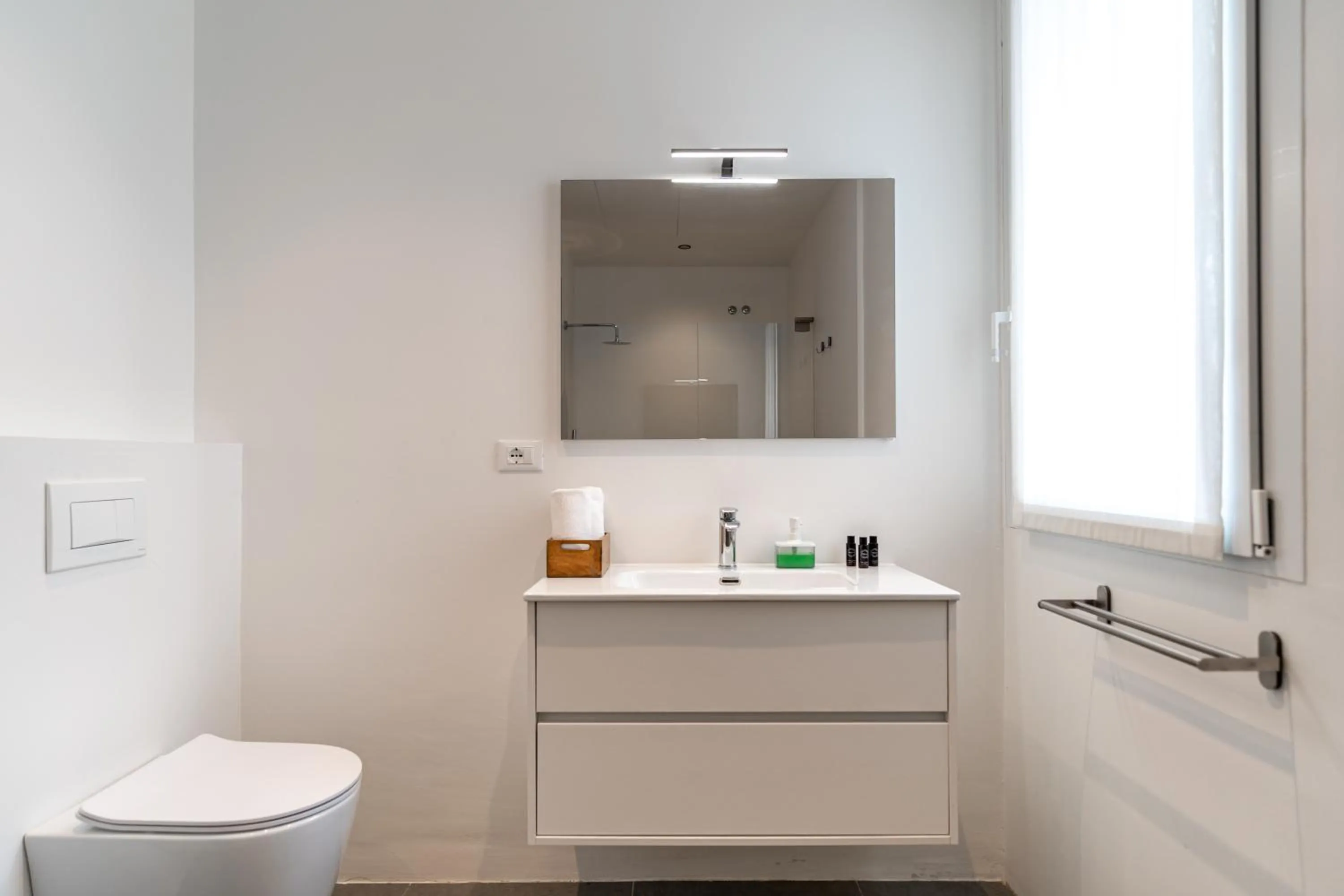 Bathroom in Amare Suite & Apartments