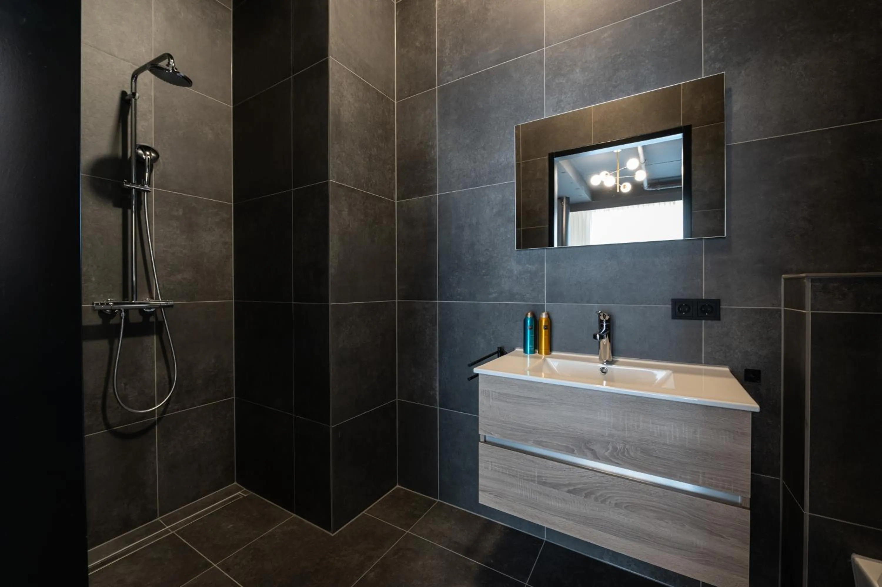 Shower in Hotel Residentie Vlissingen