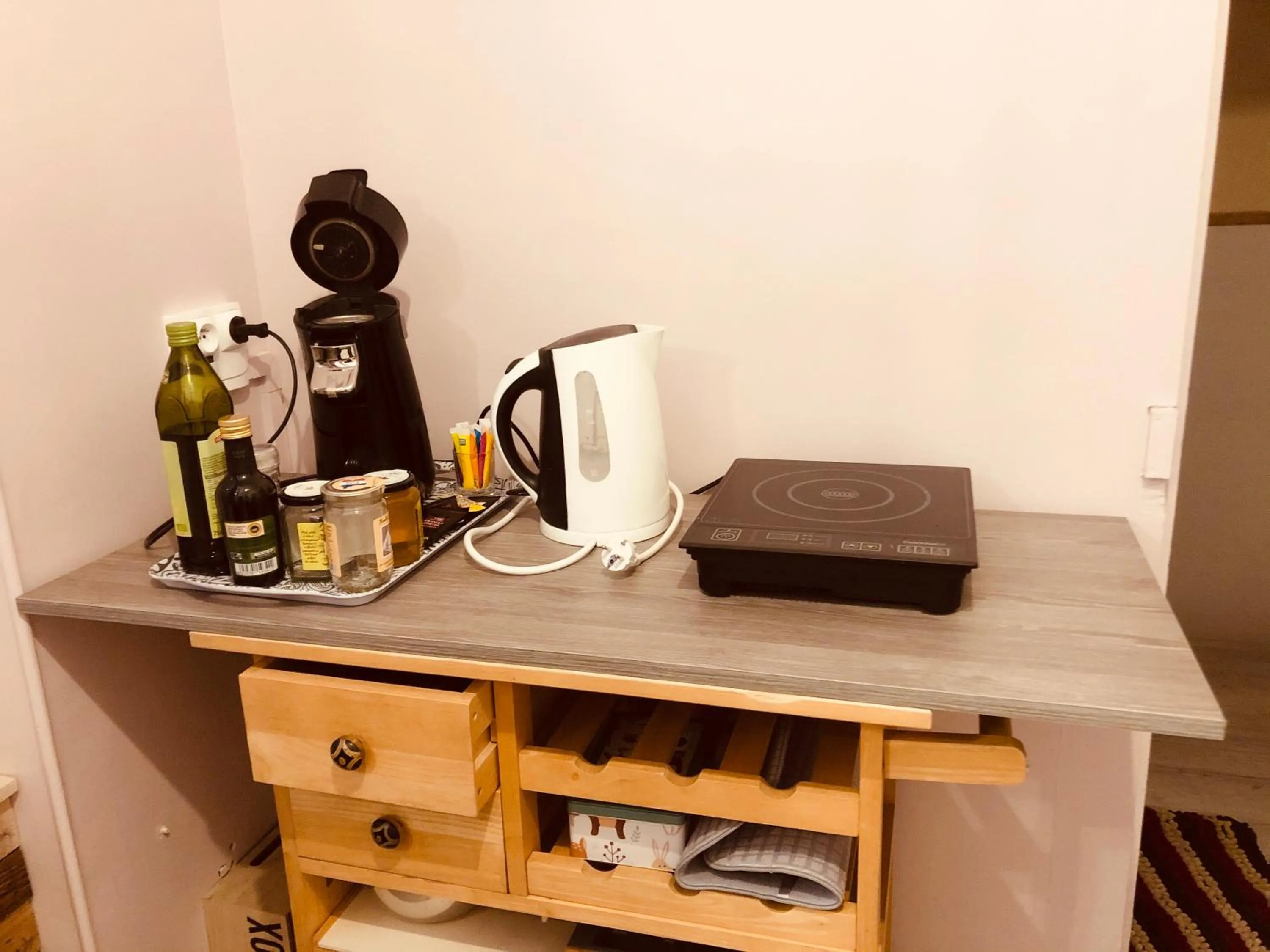 Kitchen or kitchenette in Chambre-studio Le 42