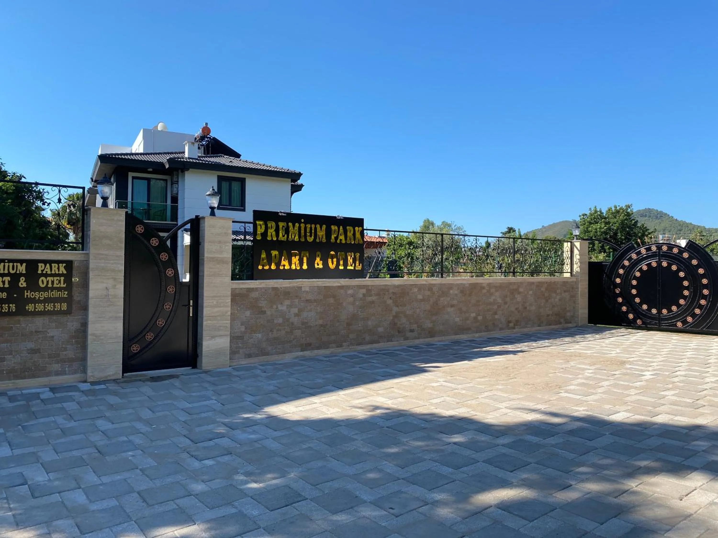 premium park apart otel