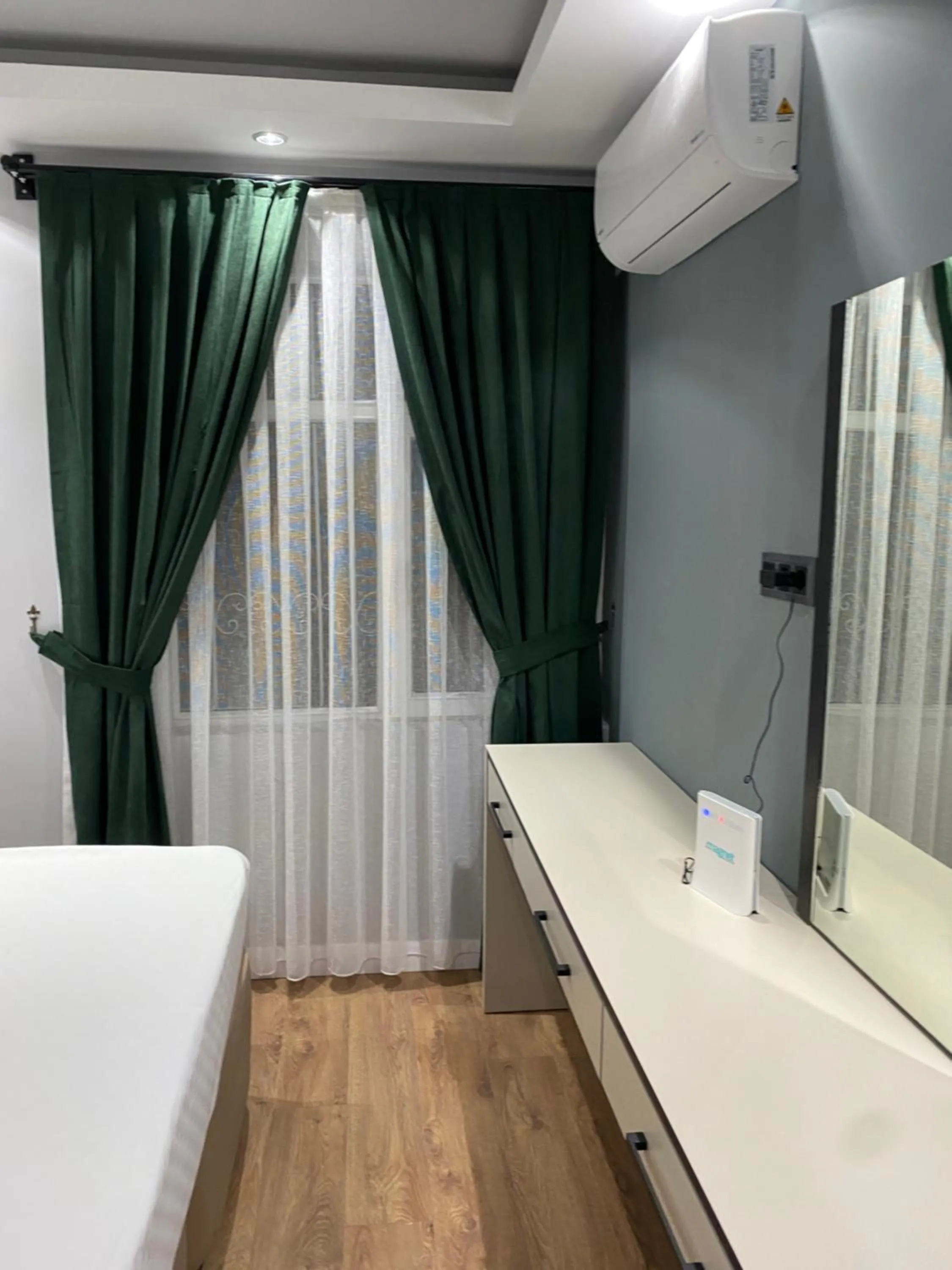 Bed in premium park apart otel