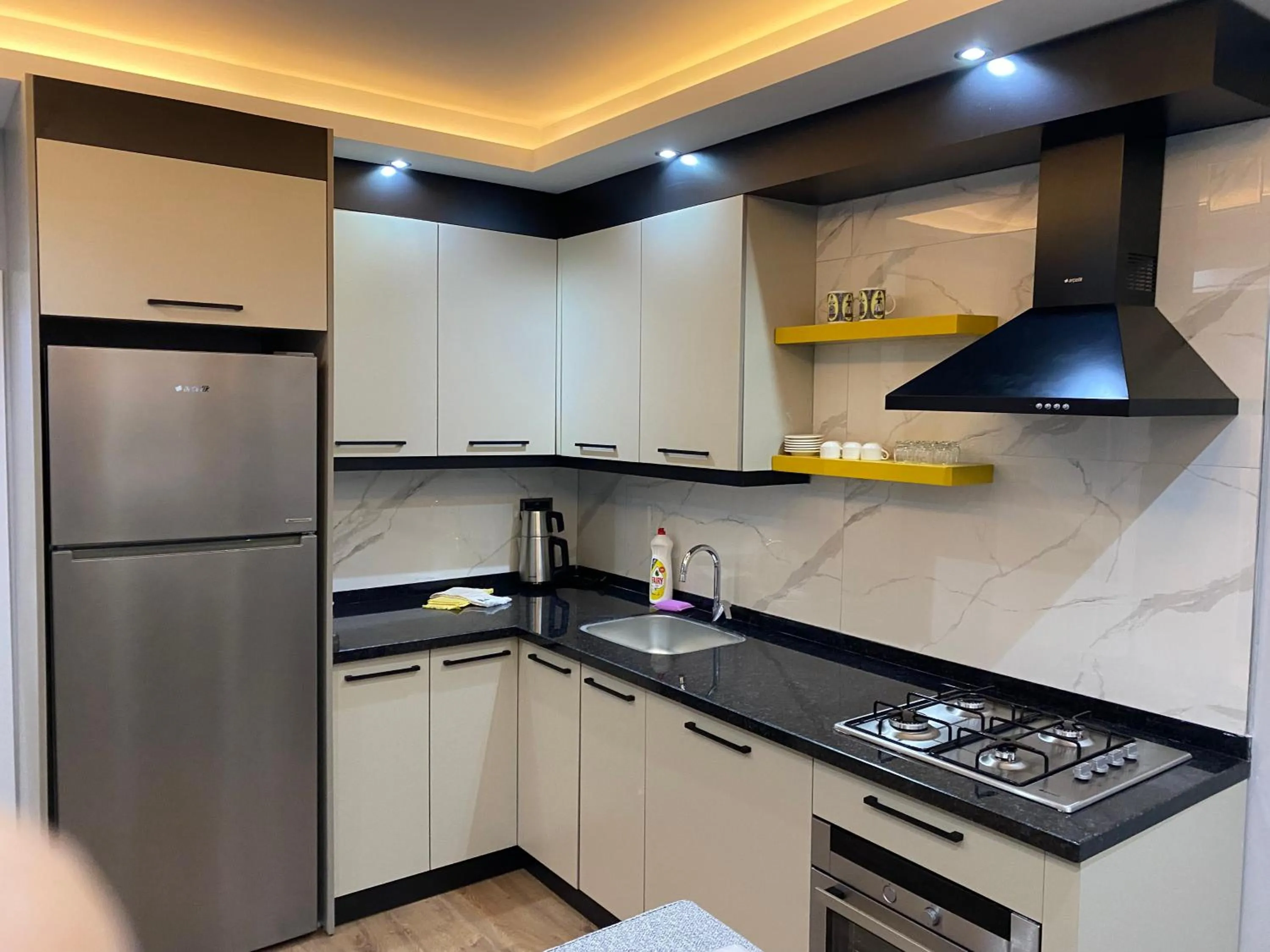 Kitchen or kitchenette in premium park apart otel